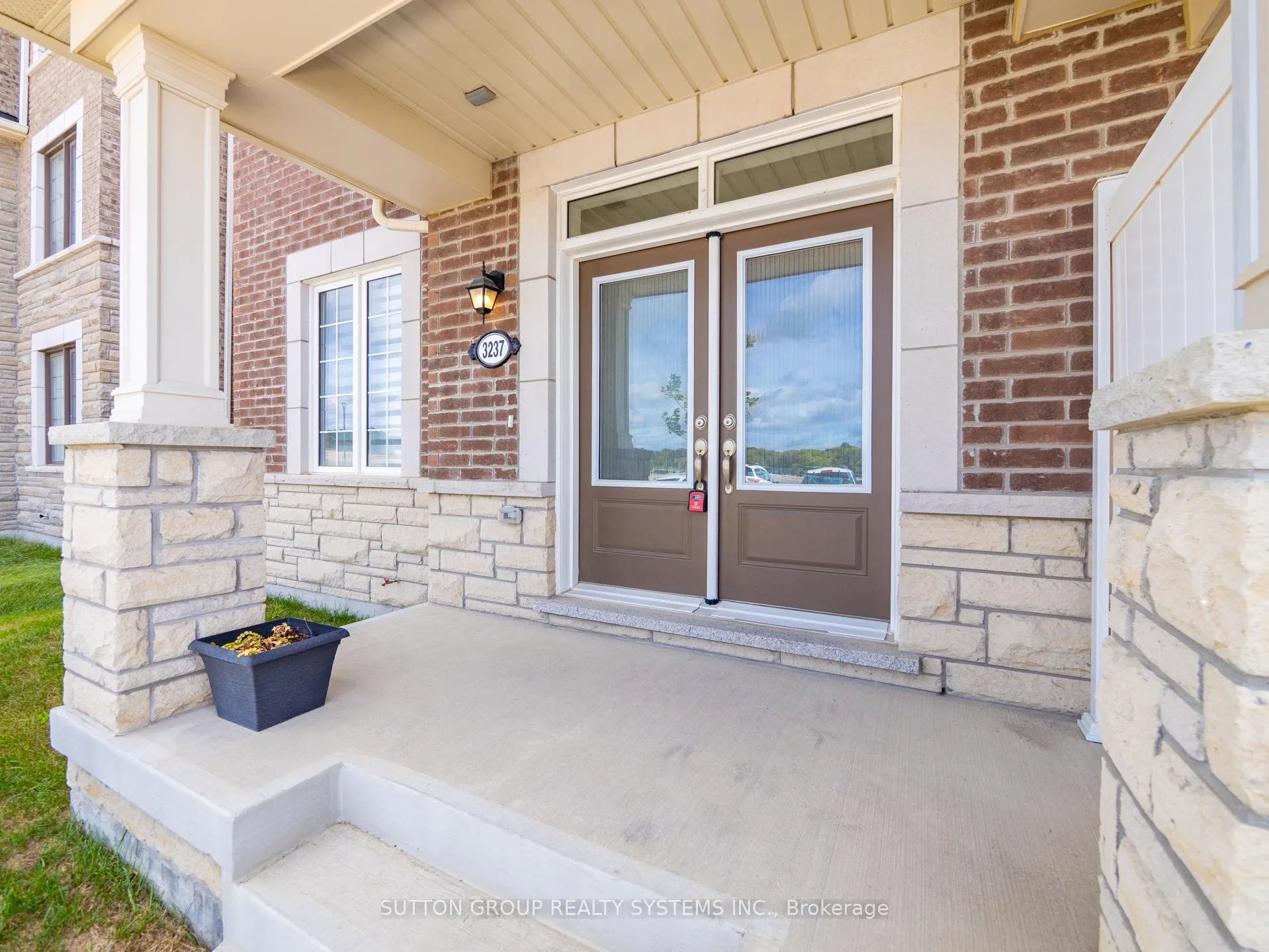 Photo 6 of 3237 Brigadier Avenue, Pickering, Rural Pickering — HOMEH