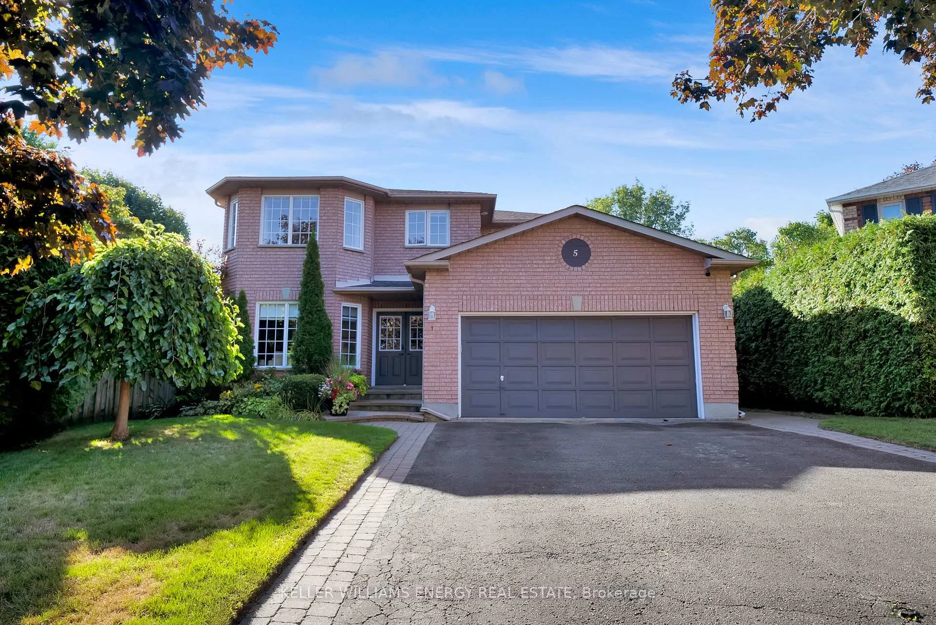 Photo 4 of 5 Snowden Court, Clarington, Newcastle — HOMEH