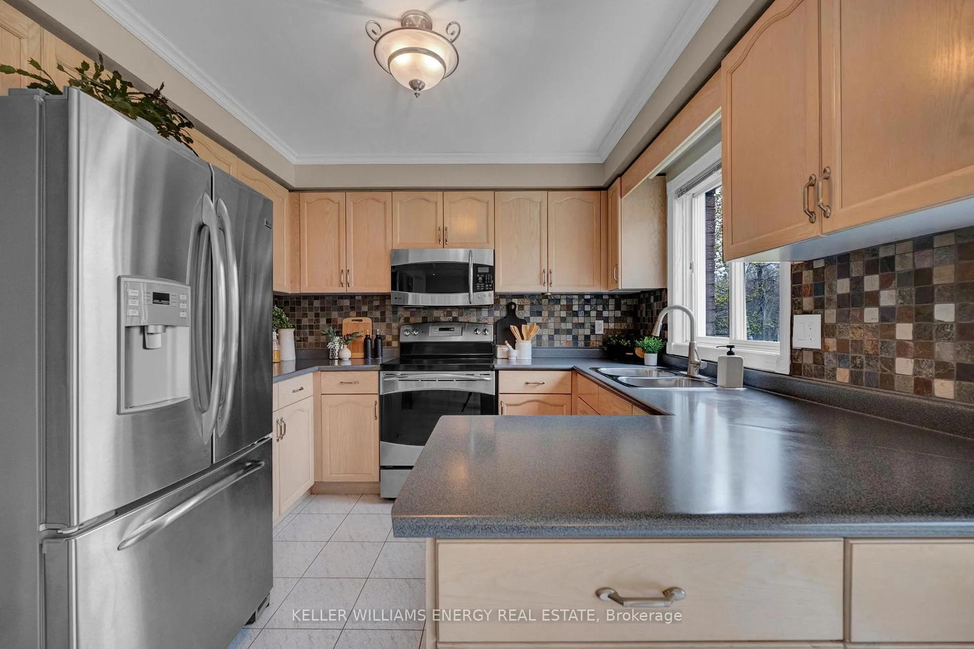 Photo 14 of 5 Snowden Court, Clarington, Newcastle — HOMEH