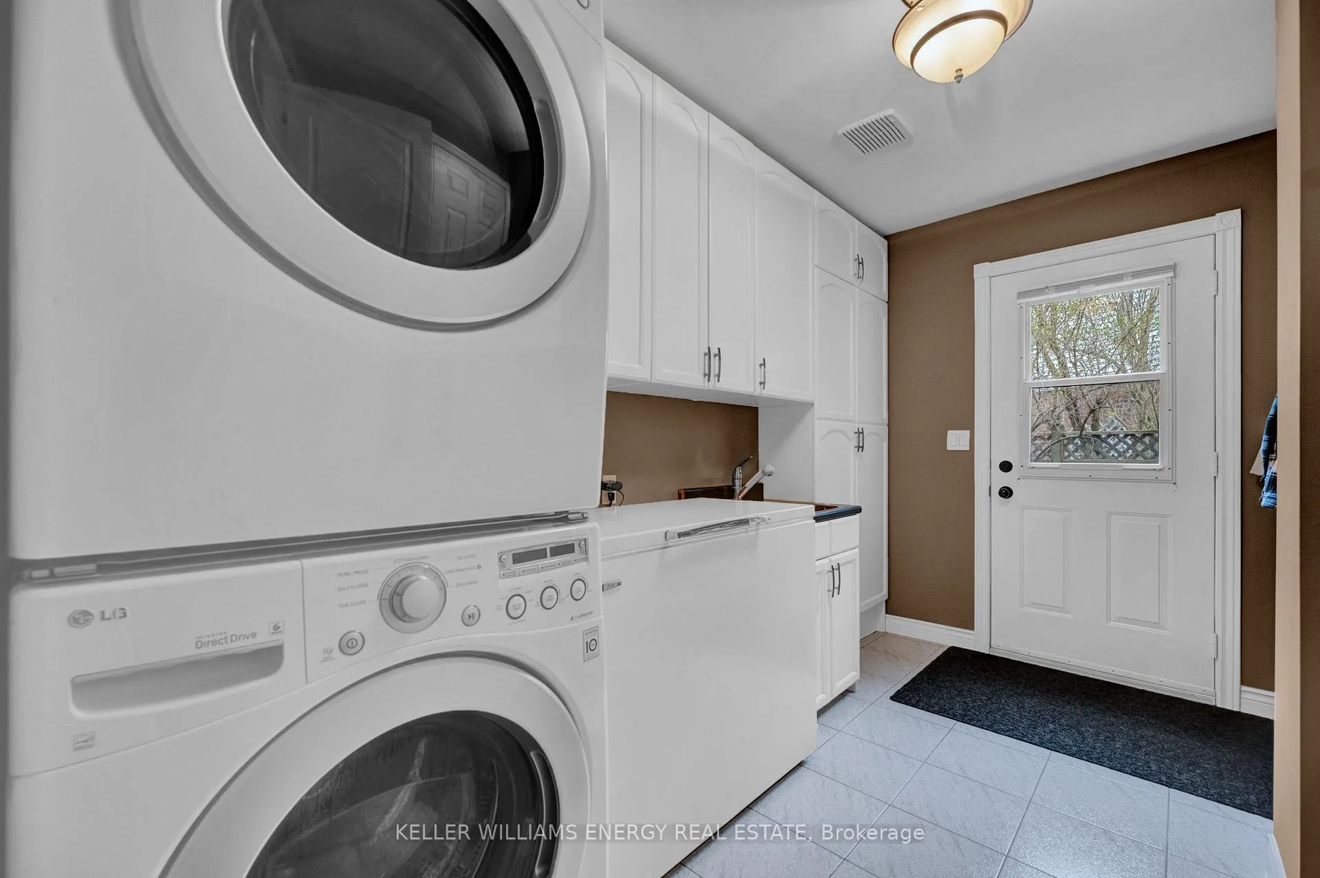 Photo 23 of 5 Snowden Court, Clarington, Newcastle — HOMEH