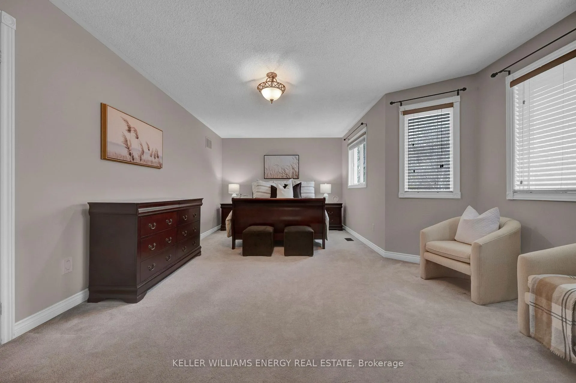 Photo 25 of 5 Snowden Court, Clarington, Newcastle — HOMEH