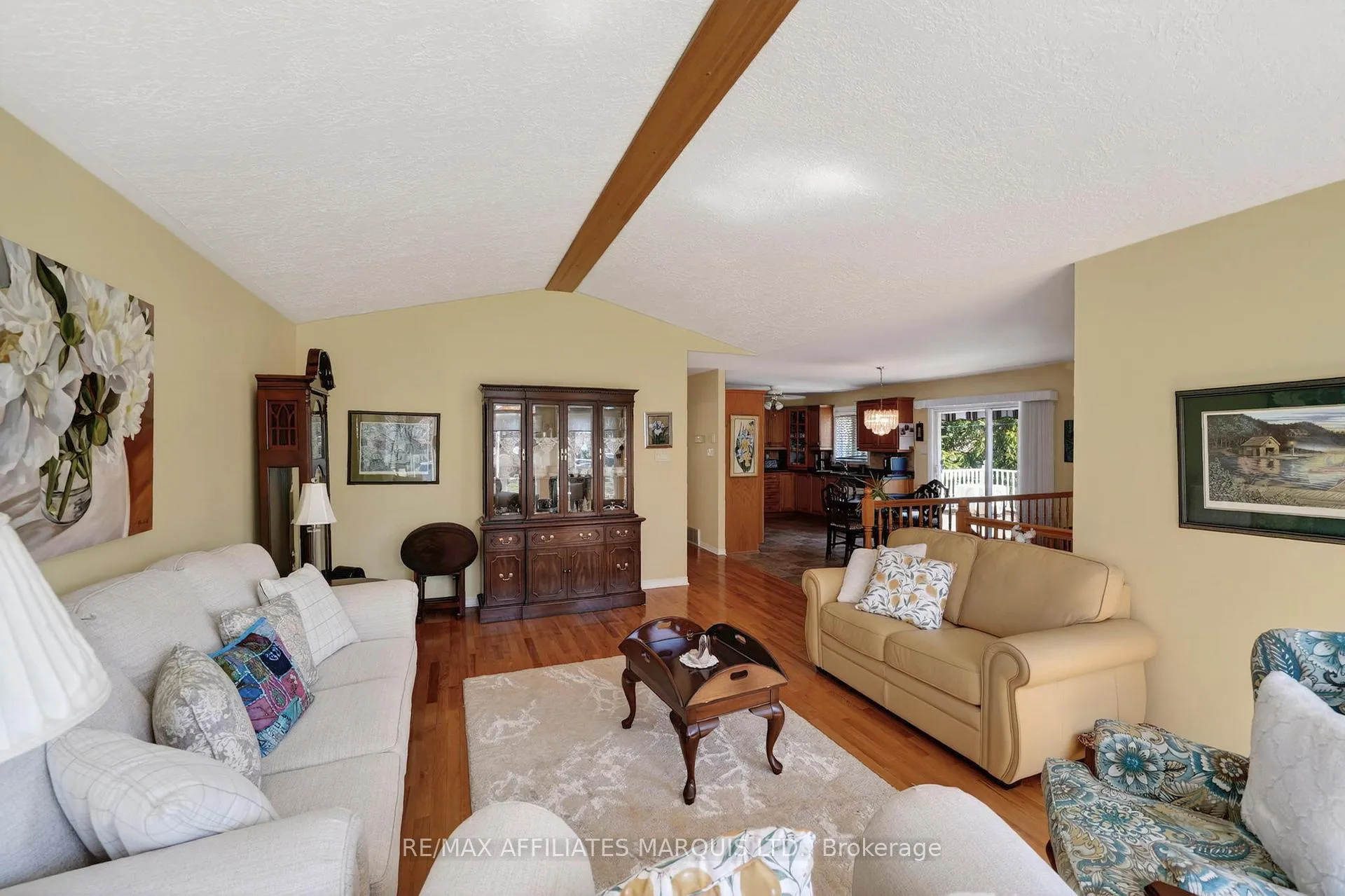 Photo 8 of 576 Joanne Crescent, Cornwall, Cornwall — HOMEH