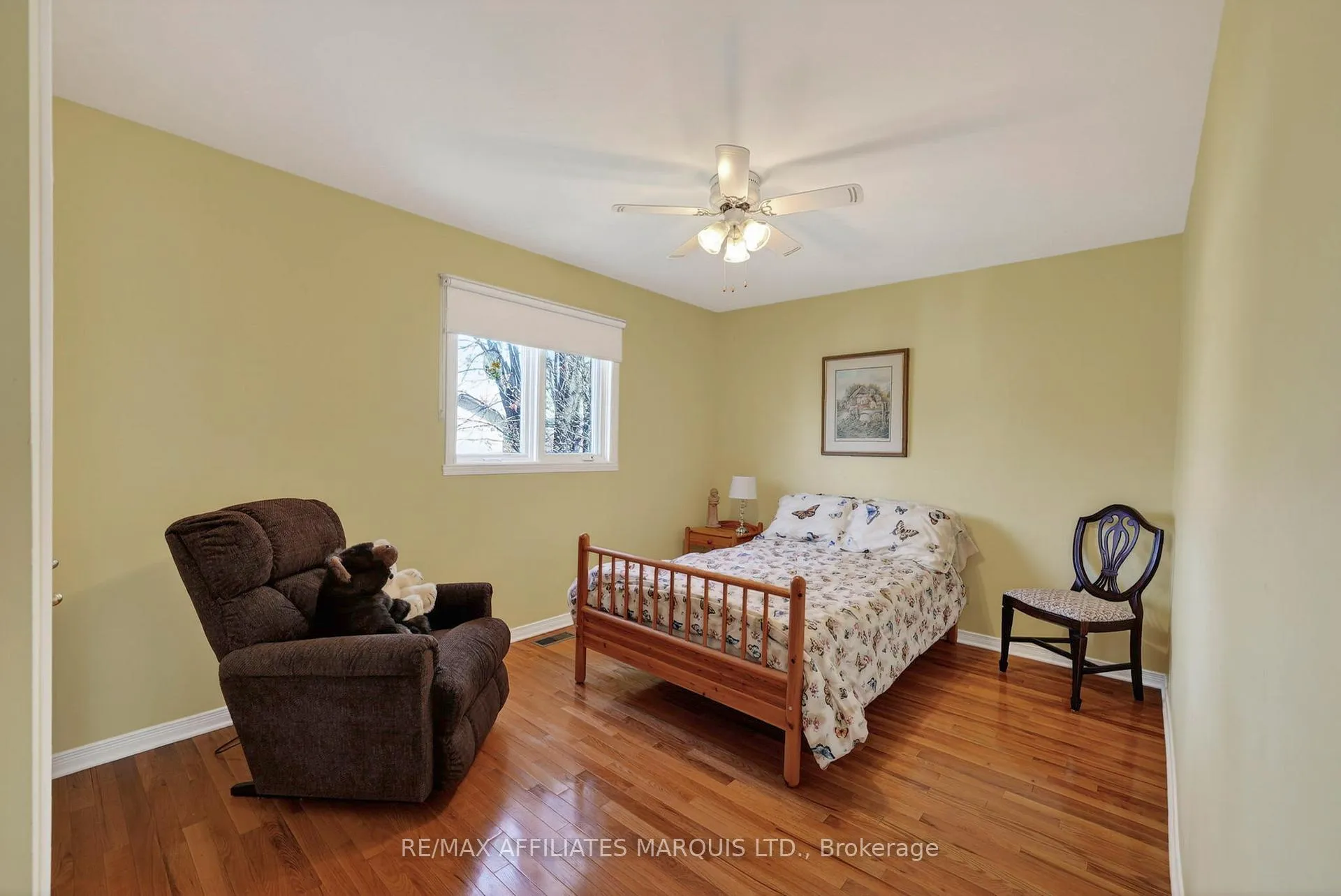 Photo 17 of 576 Joanne Crescent, Cornwall, Cornwall — HOMEH