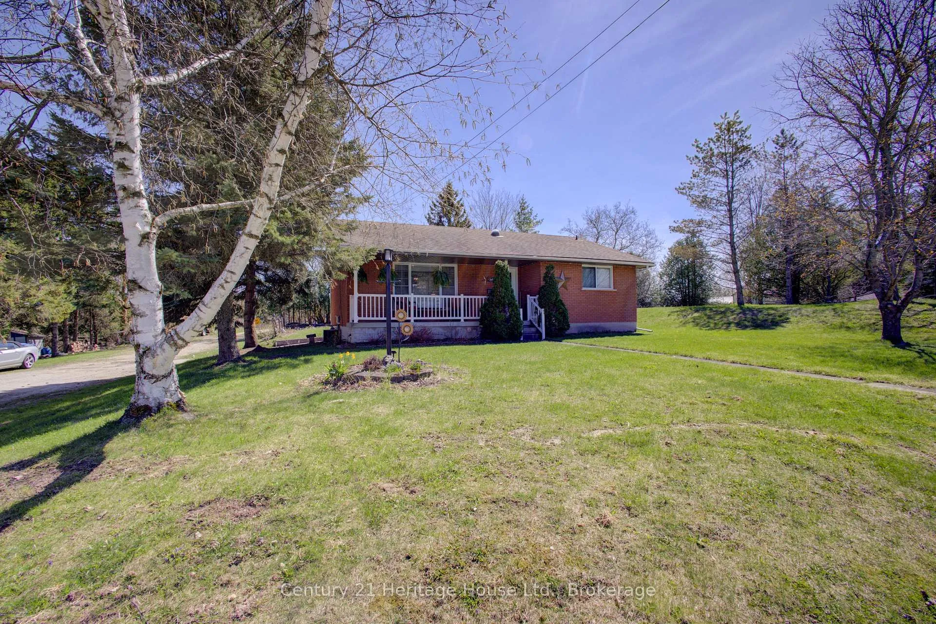 Photo 3 of 491 George Street E, West Grey — HOMEH