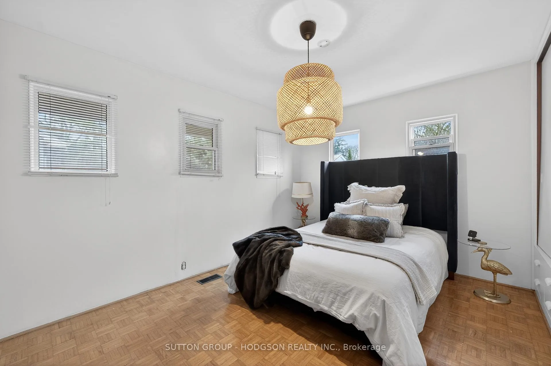 Photo 13 of 396 Averill Gate, London, South G — HOMEH