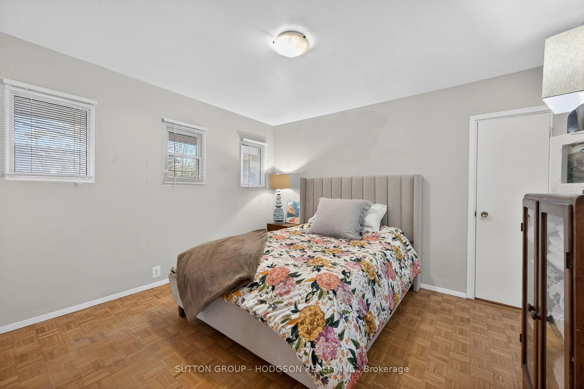 Photo 14 of 396 Averill Gate, London, South G — HOMEH