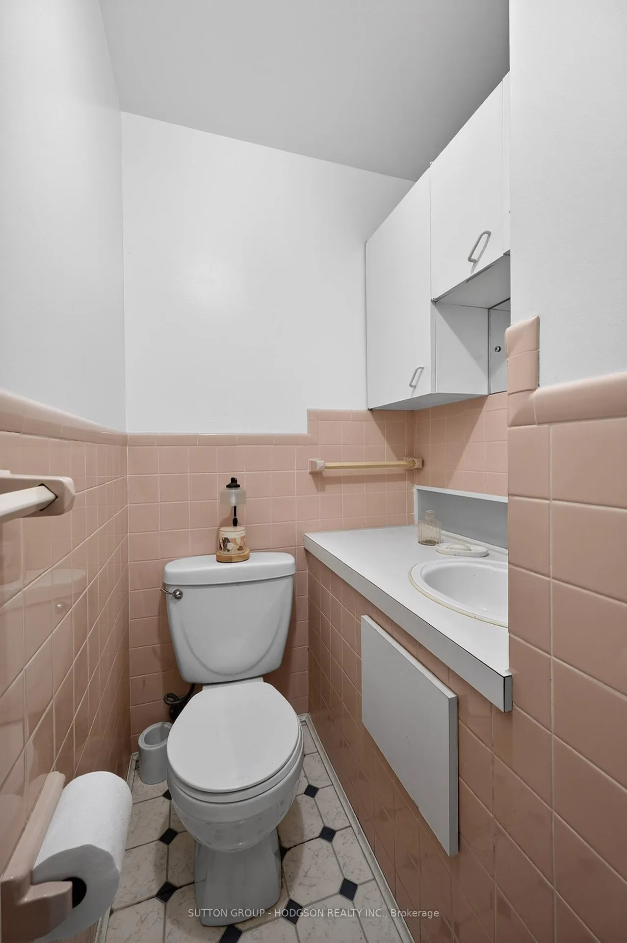 Photo 19 of 396 Averill Gate, London, South G — HOMEH