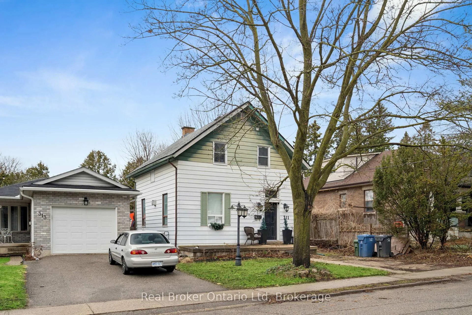 Photo 4 of 311 suffolk Street W, Guelph, Junction/Onward Willow — HOMEH