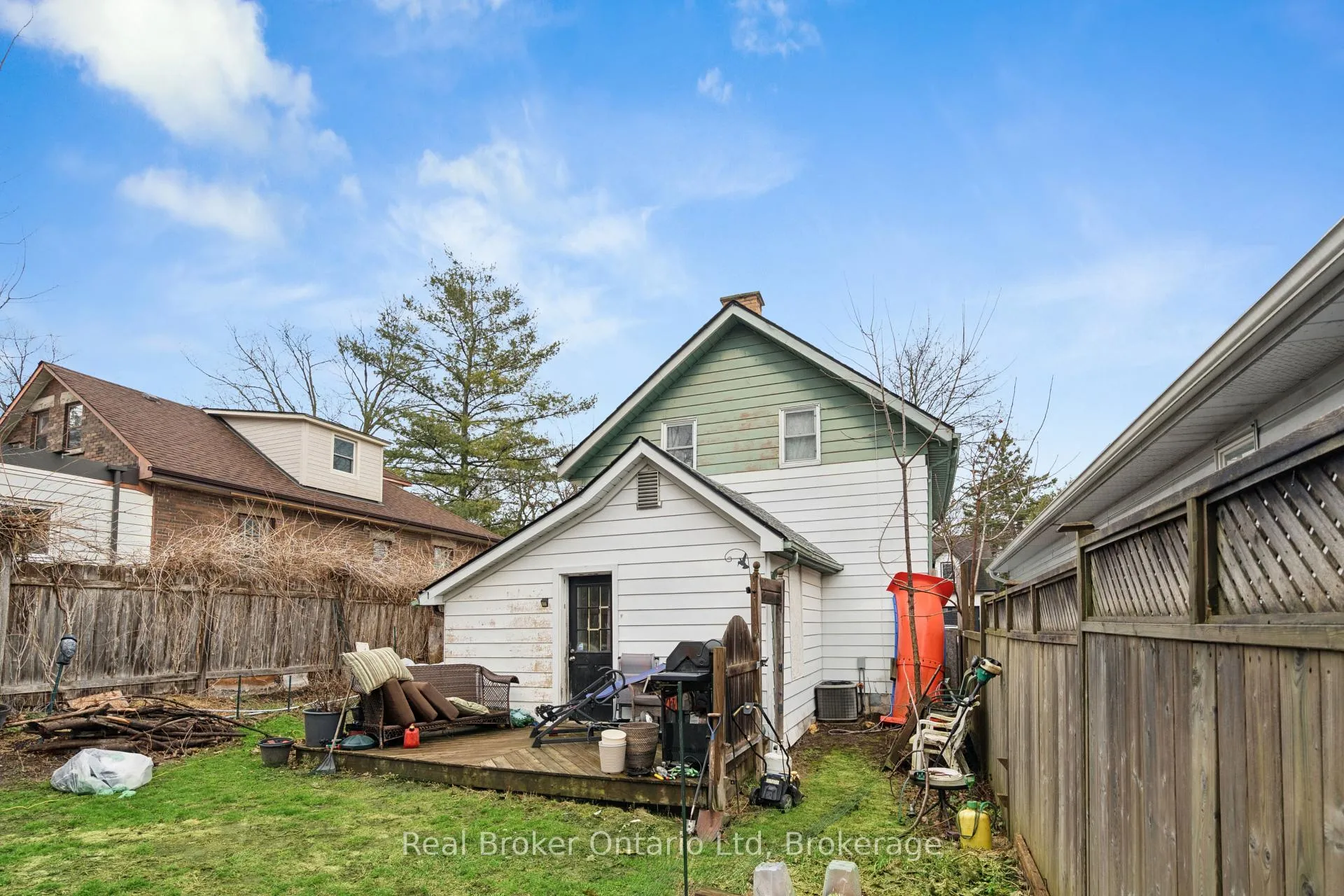 Photo 11 of 311 suffolk Street W, Guelph, Junction/Onward Willow — HOMEH