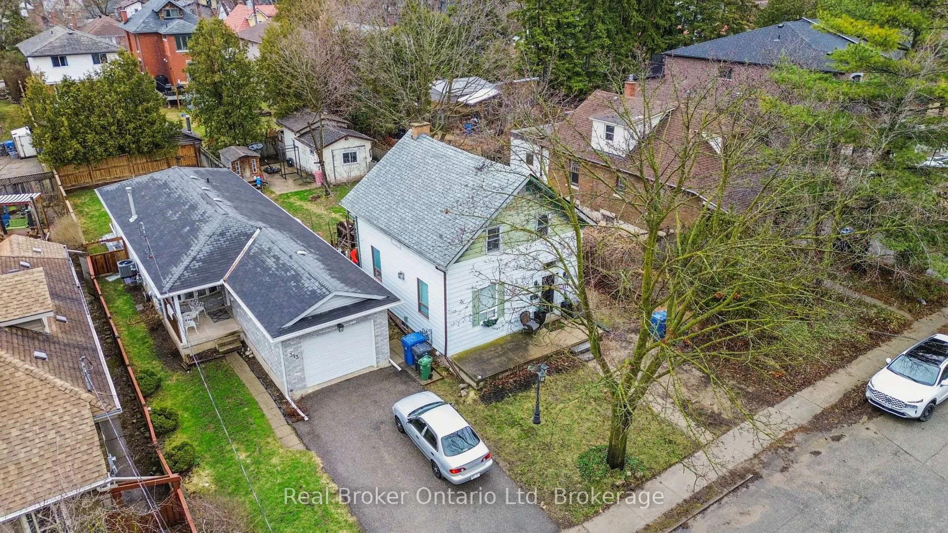 Photo 16 of 311 suffolk Street W, Guelph, Junction/Onward Willow — HOMEH