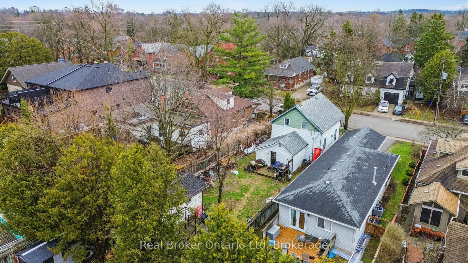 Photo 17 of 311 suffolk Street W, Guelph, Junction/Onward Willow — HOMEH