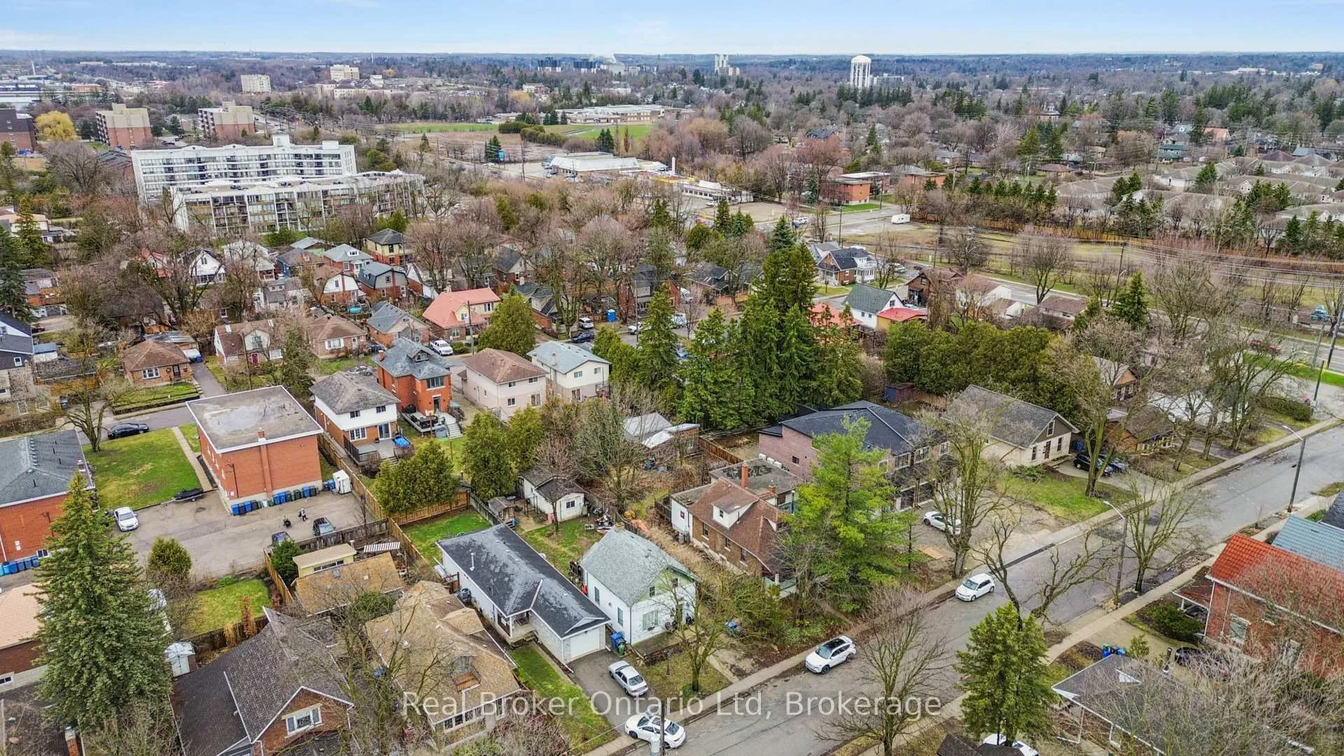 Photo 20 of 311 suffolk Street W, Guelph, Junction/Onward Willow — HOMEH