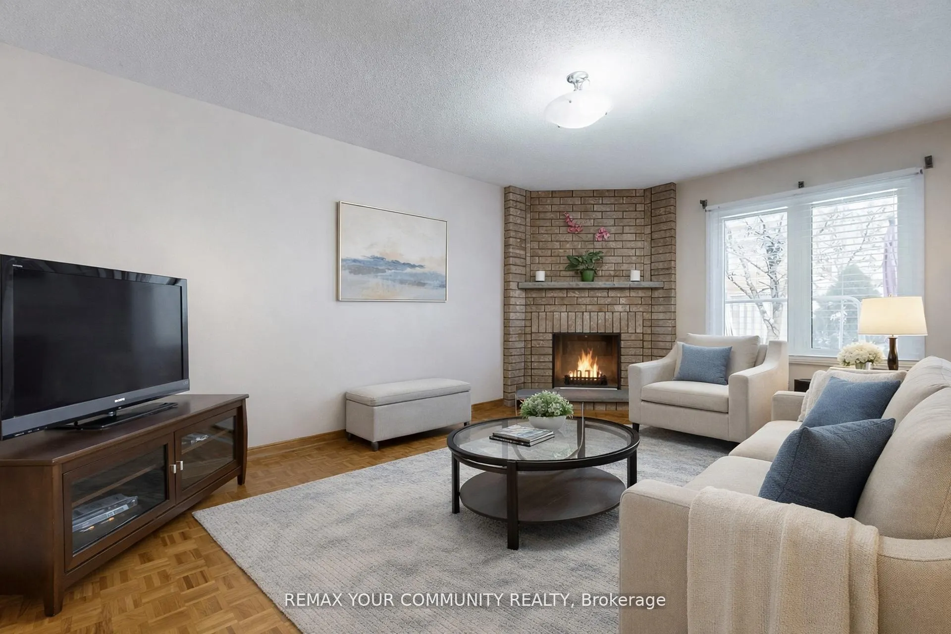 Photo 24 of 142 Waterside Crescent, Vaughan, Maple — HOMEH