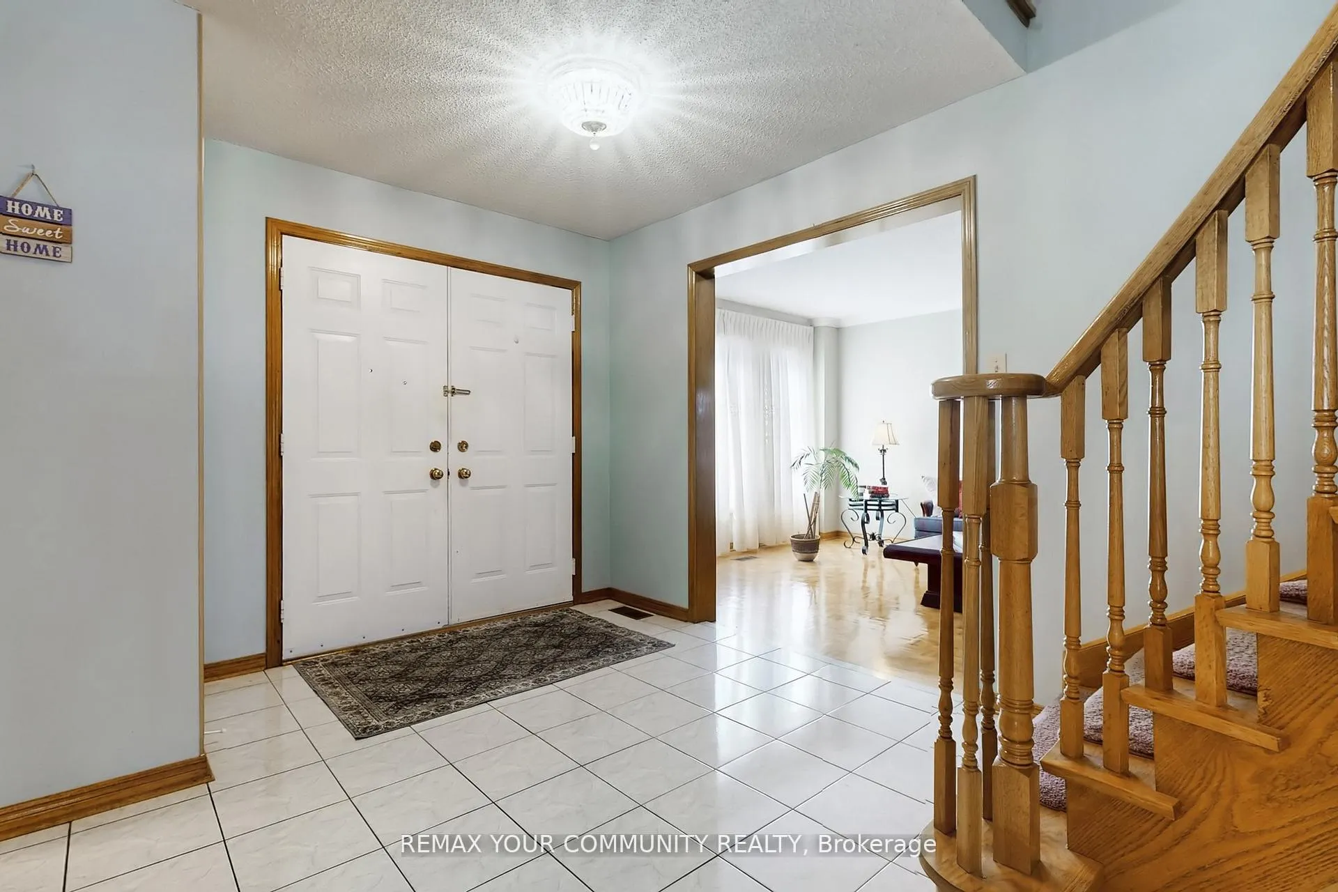 Photo 33 of 142 Waterside Crescent, Vaughan, Maple — HOMEH