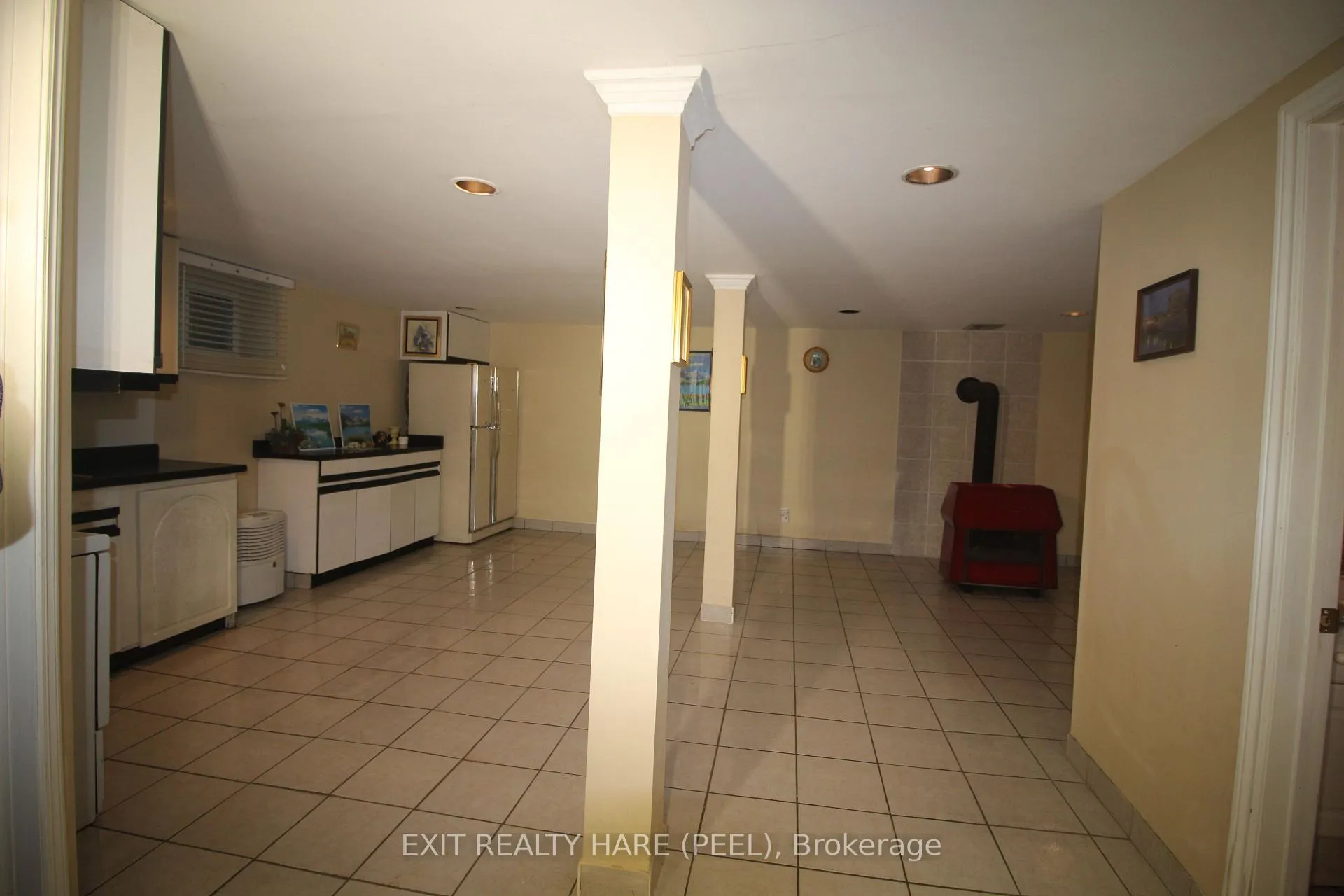 Photo 11 of 126 Woodward Drive, Tiny, Rural Tiny — HOMEH
