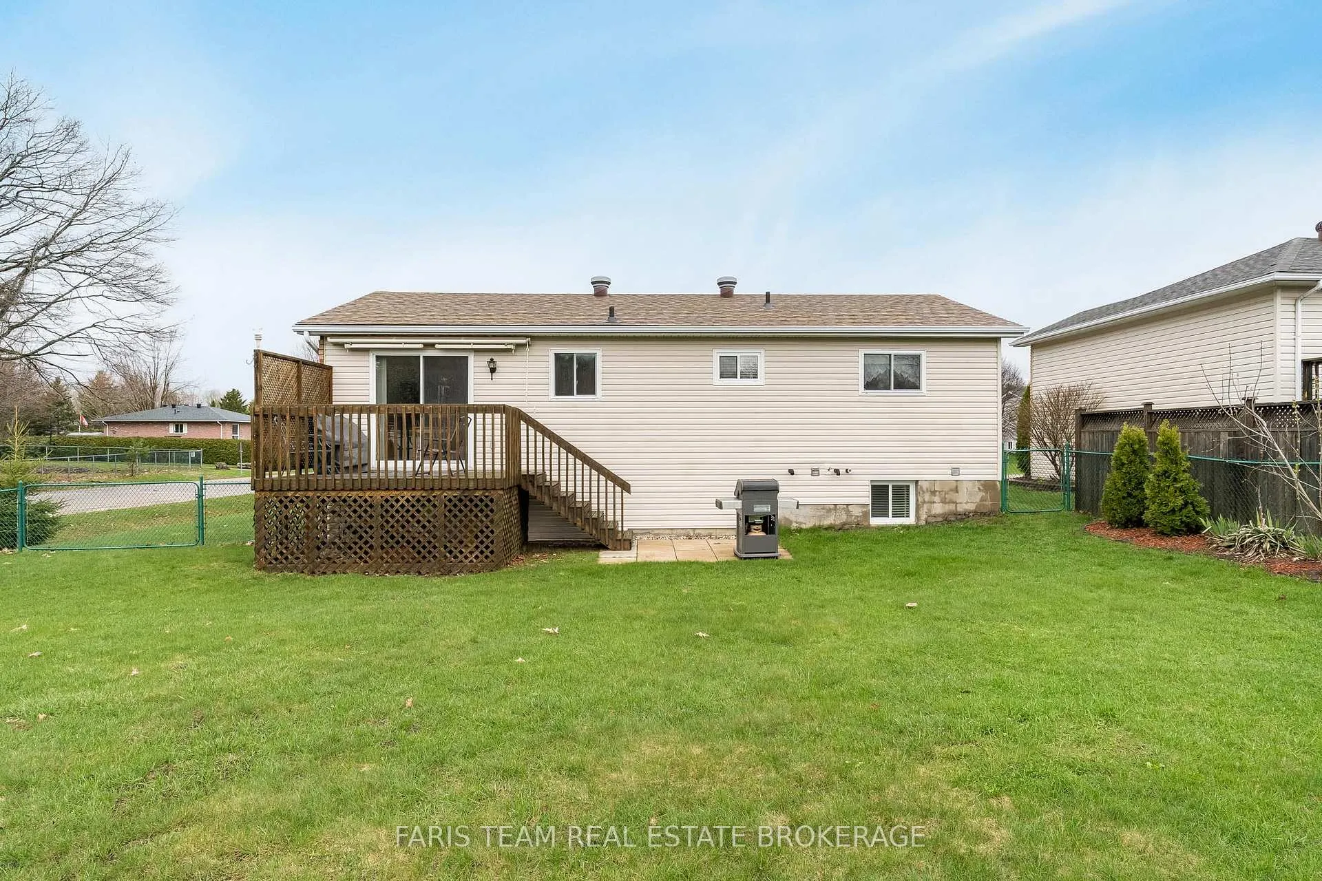 Photo 35 of 2 Sheffcote Street, Penetanguishene — HOMEH