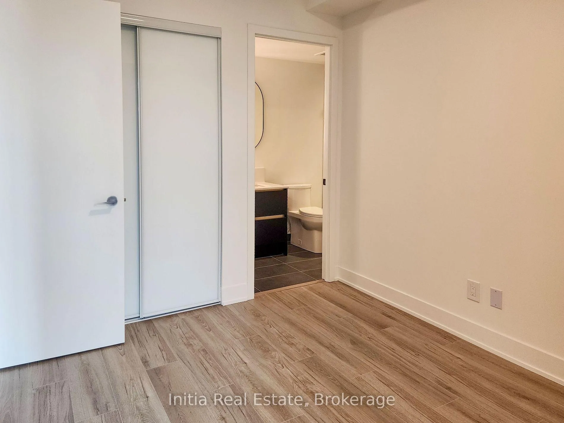 Photo 8 of Unit 508, 1285 Queen Street E, Toronto, Greenwood-Coxwell — HOMEH