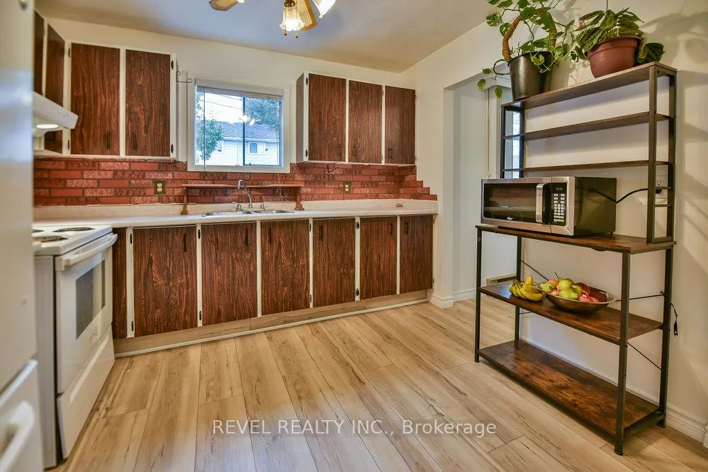Photo 10 of 753 McClinton Drive, Timmins, TNW - Riverpark — HOMEH