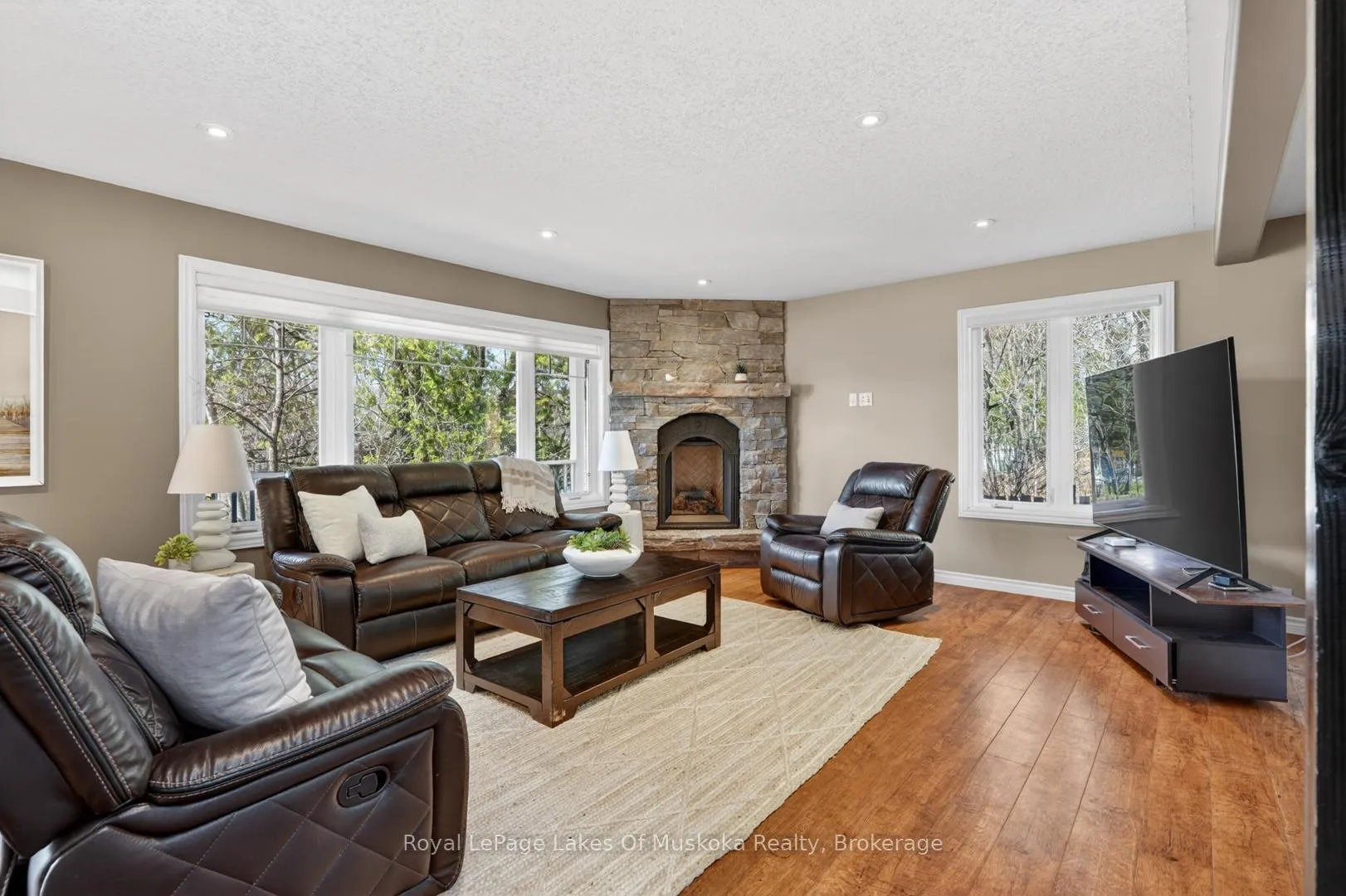 Photo 6 of 283 Doe Lake Road, Armour — HOMEH