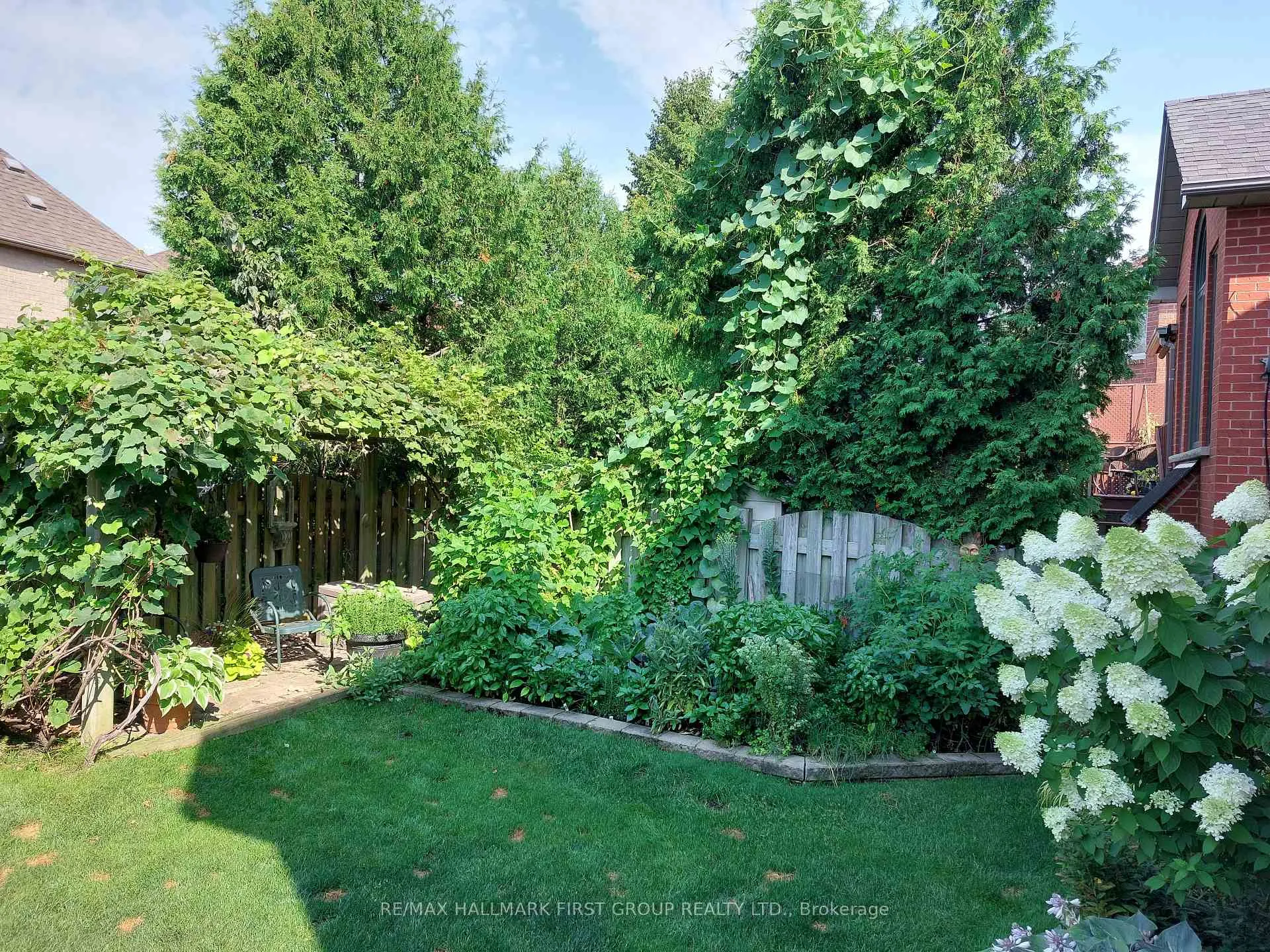 Photo 44 of 1768 White Cedar Drive, Pickering, Amberlea — HOMEH