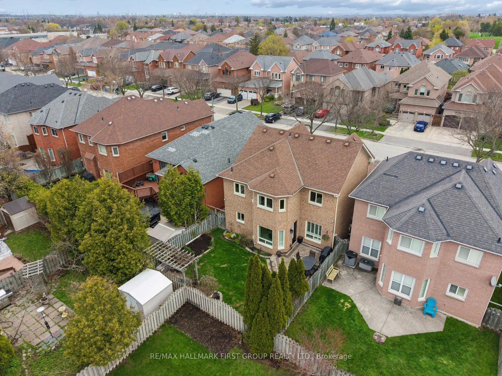 Photo 46 of 1768 White Cedar Drive, Pickering, Amberlea — HOMEH