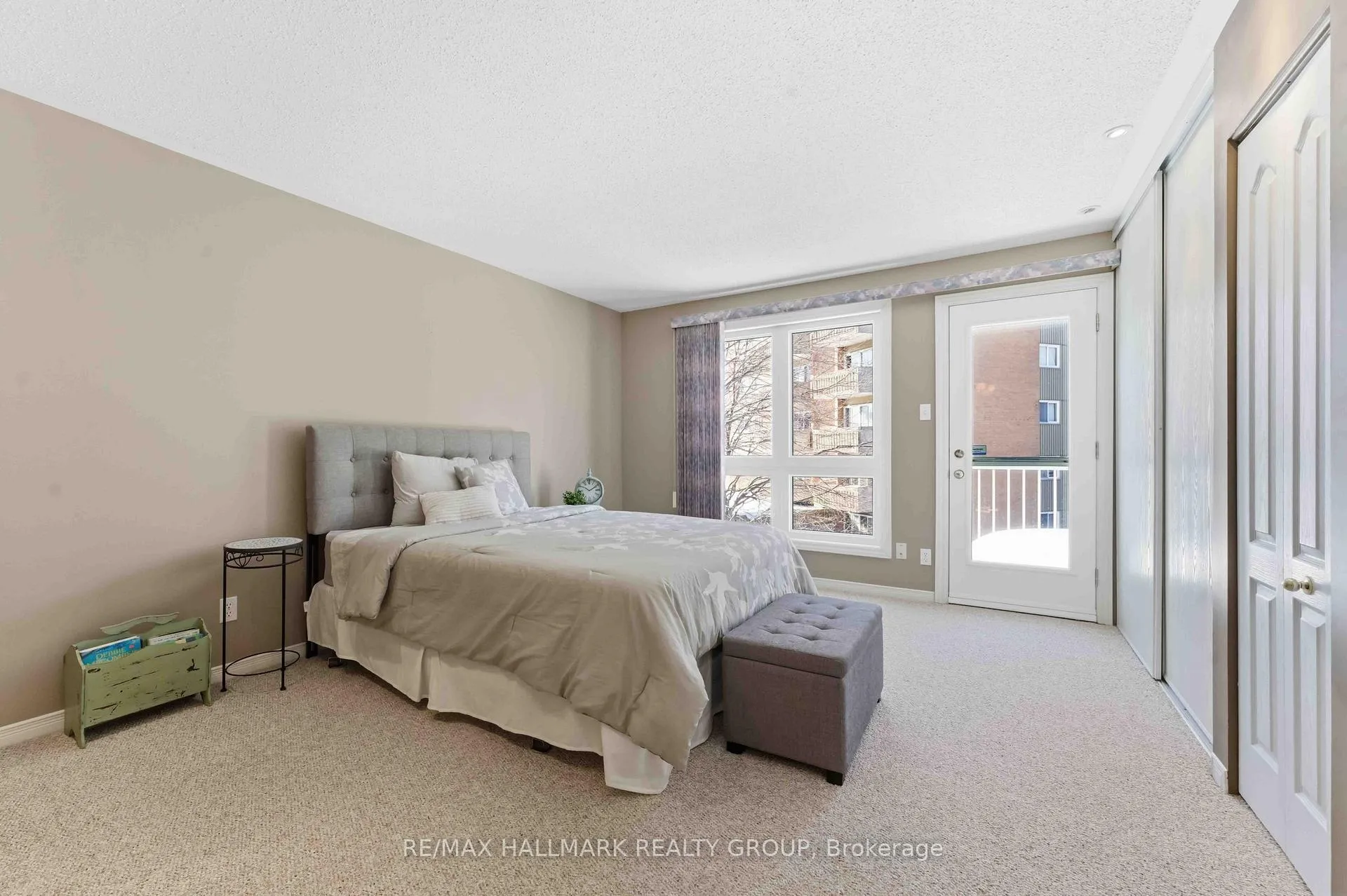 Photo 27 of 1660 Locksley Lane, Ottawa, Beaconwood — HOMEH