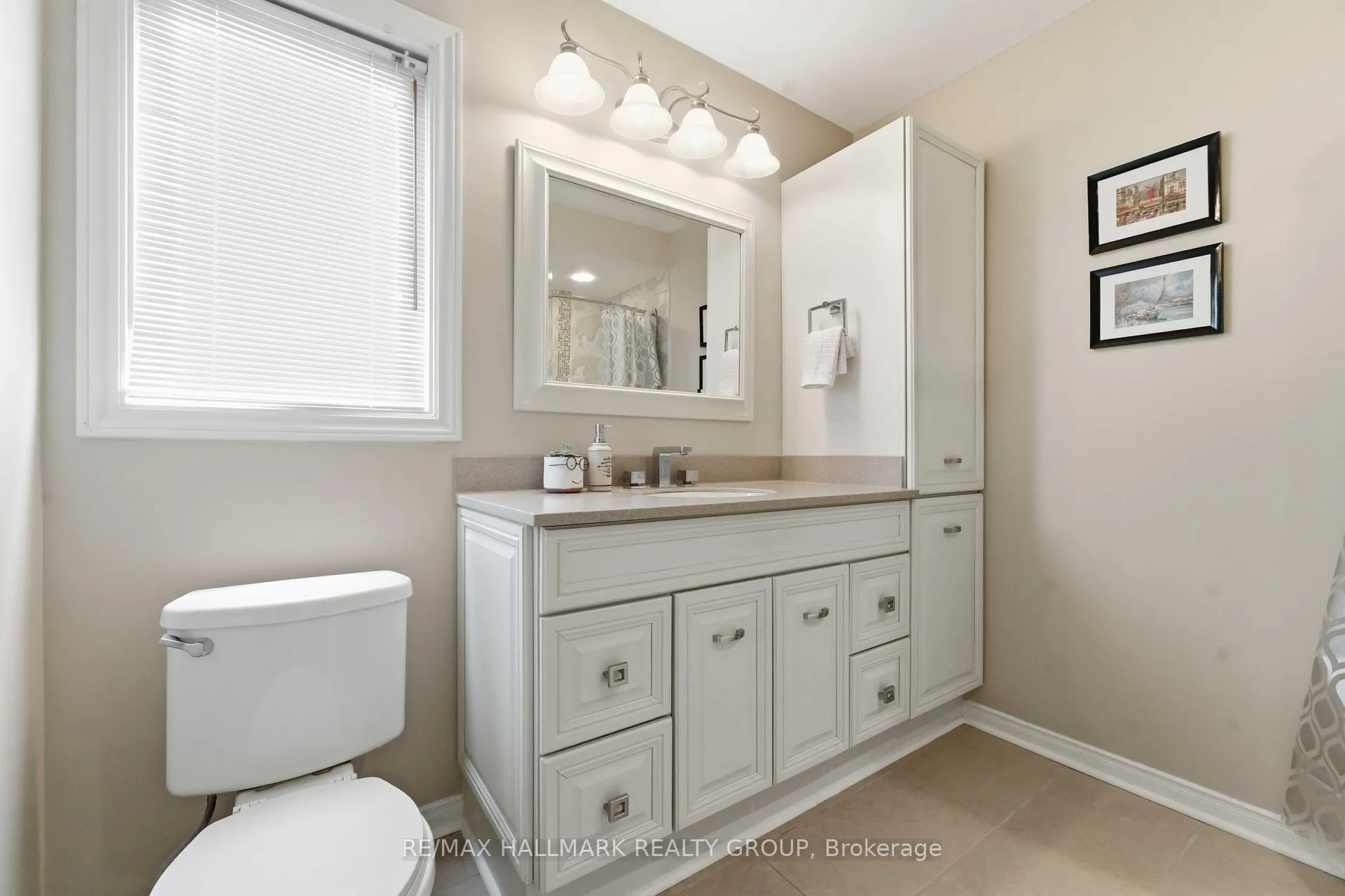 Photo 33 of 1660 Locksley Lane, Ottawa, Beaconwood — HOMEH