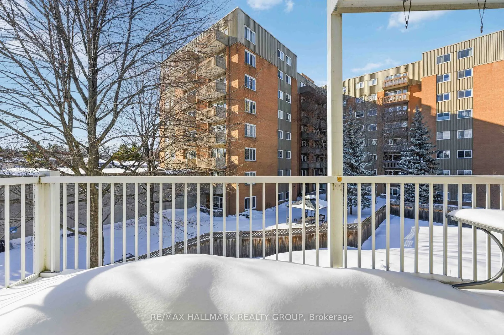 Photo 41 of 1660 Locksley Lane, Ottawa, Beaconwood — HOMEH