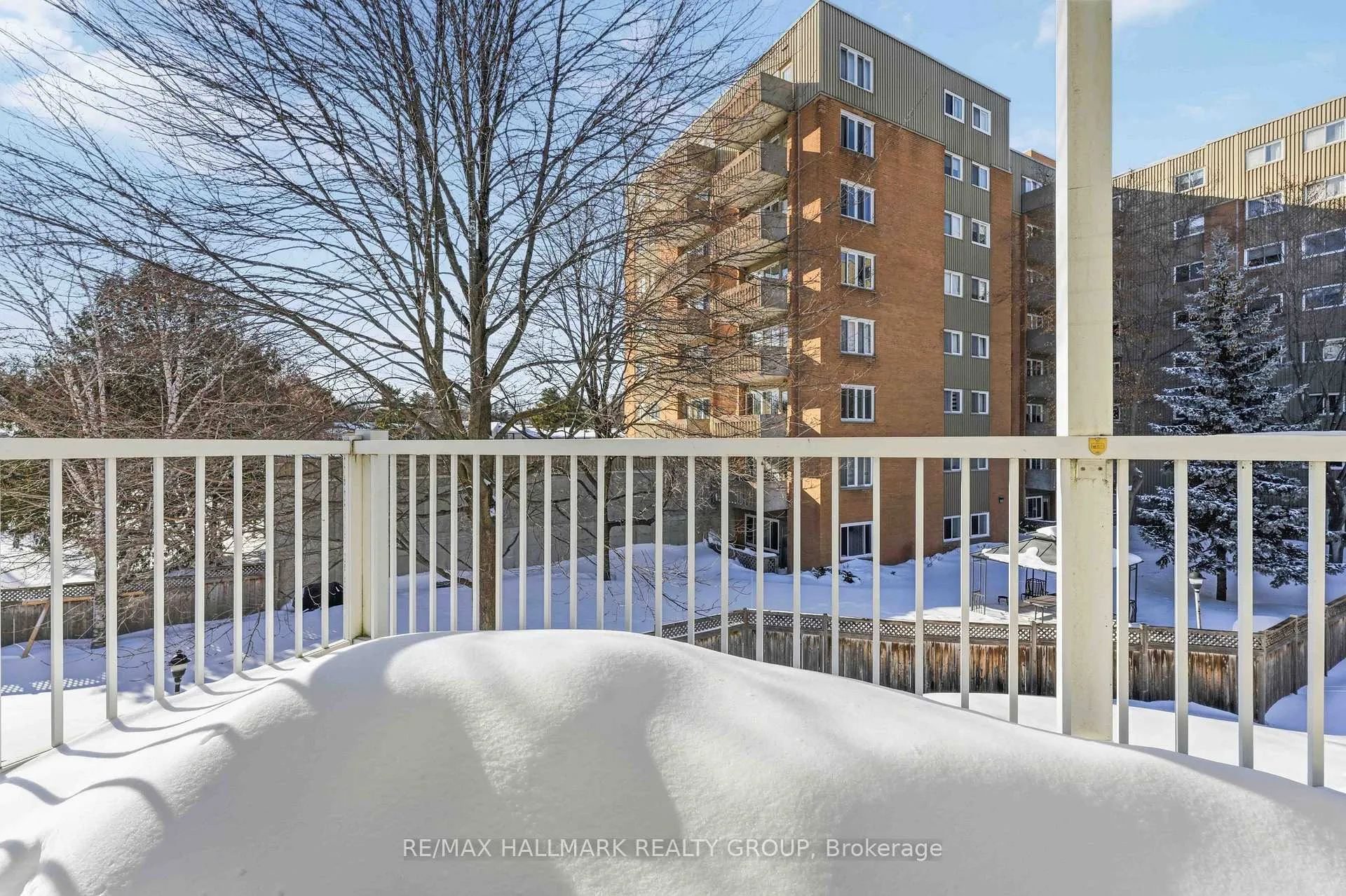 Photo 42 of 1660 Locksley Lane, Ottawa, Beaconwood — HOMEH