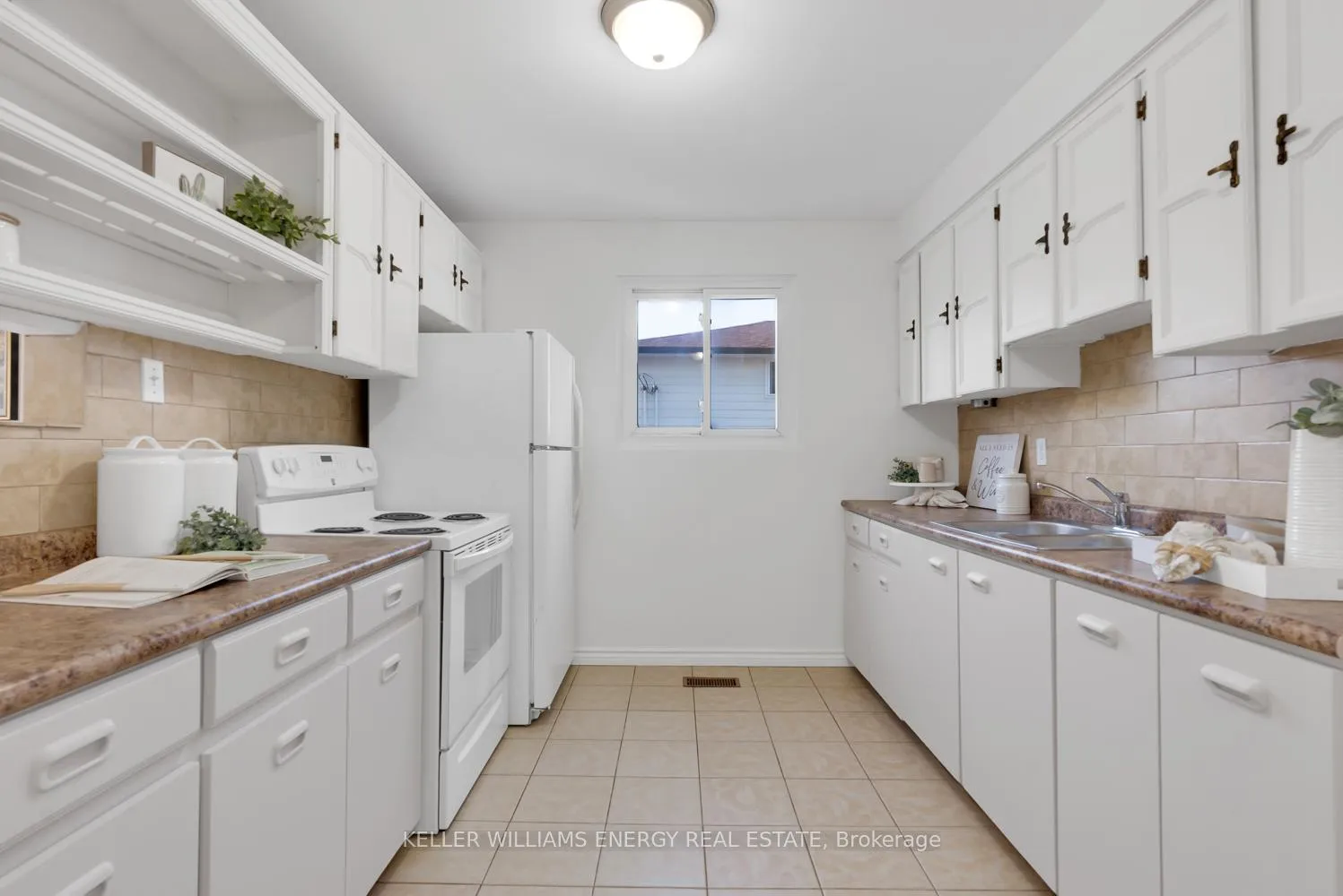 Photo 10 of Unit Front Unit, 337 Oshawa Boulevard N, Oshawa, O'Neill — HOMEH