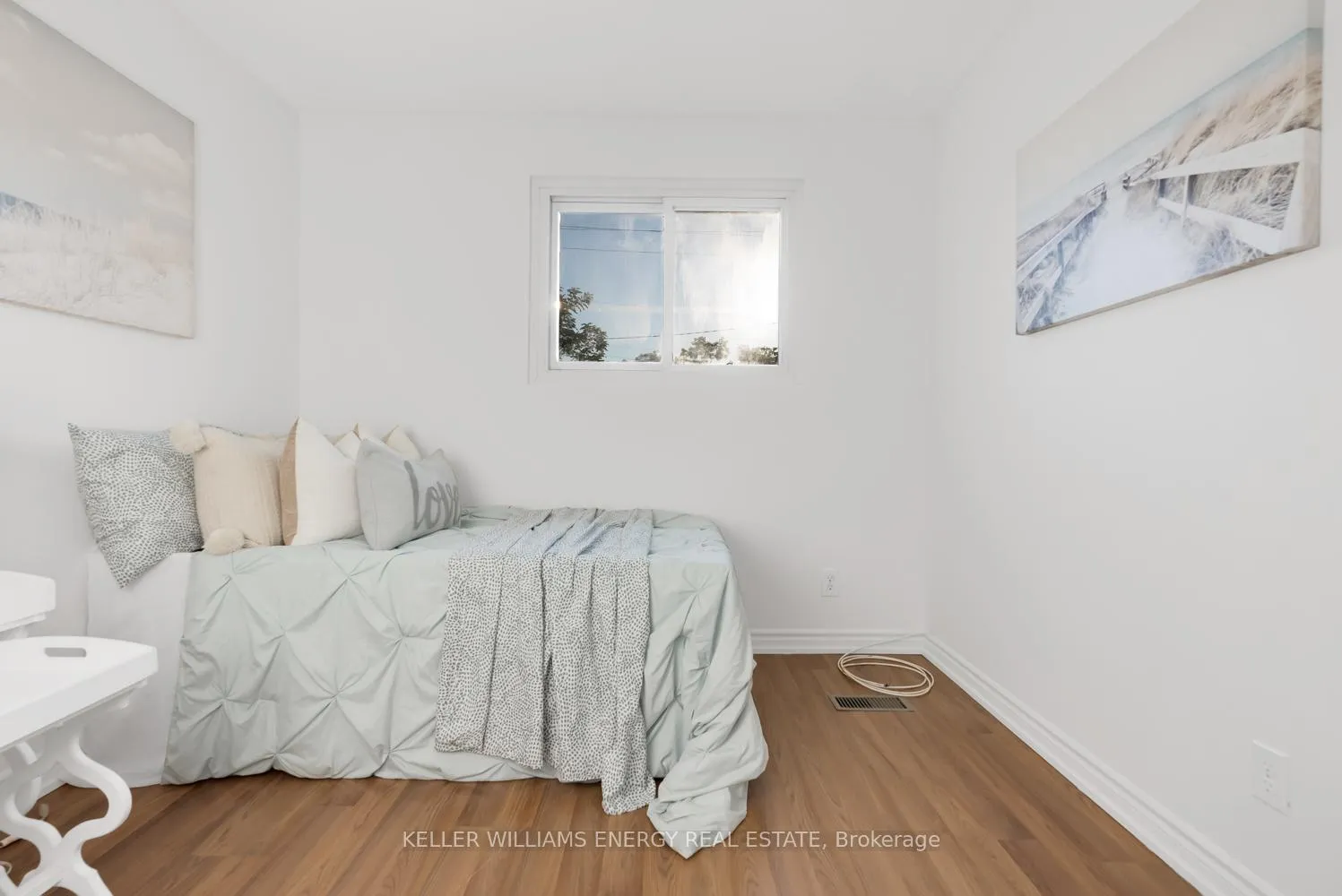 Photo 22 of Unit Front Unit, 337 Oshawa Boulevard N, Oshawa, O'Neill — HOMEH