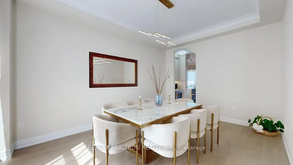 Photo 9 of 41 John Dallimore Drive, Georgina, Keswick South — HOMEH
