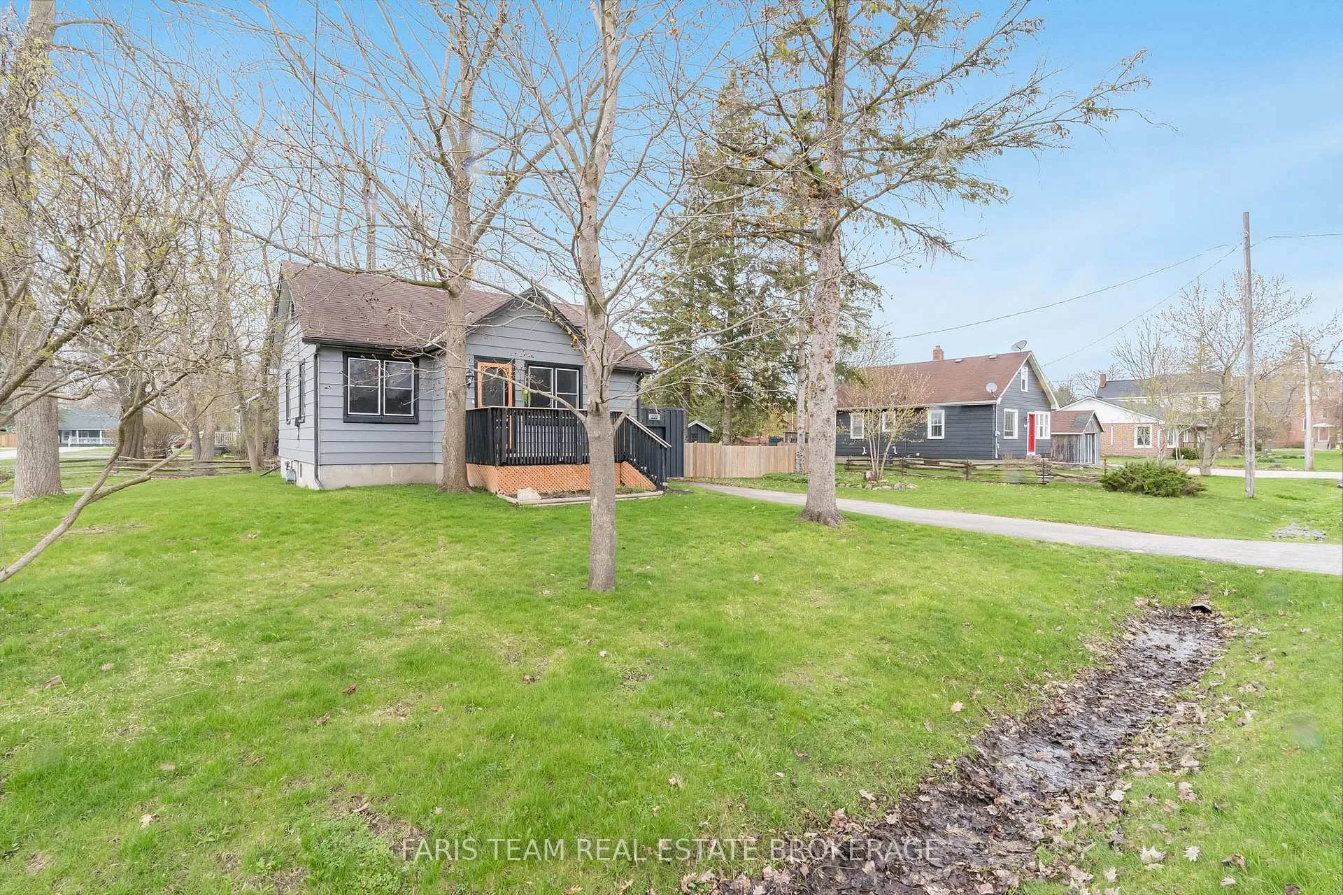Photo 3 of 222 William Street, Clearview, Stayner — HOMEH