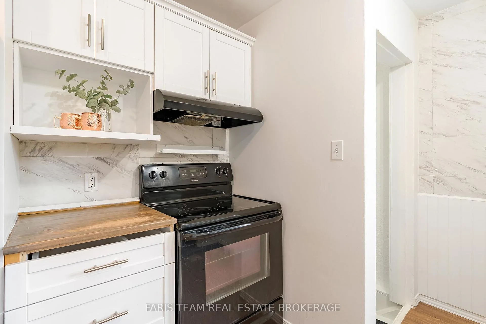 Photo 7 of 222 William Street, Clearview, Stayner — HOMEH
