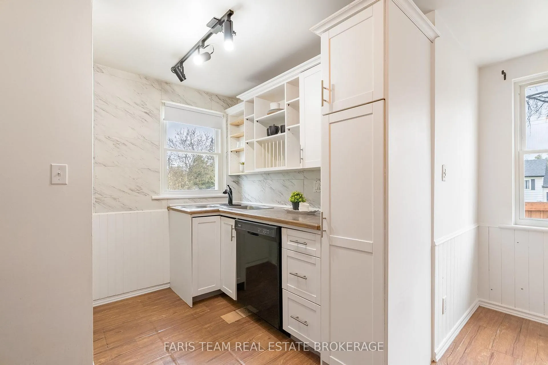 Photo 8 of 222 William Street, Clearview, Stayner — HOMEH
