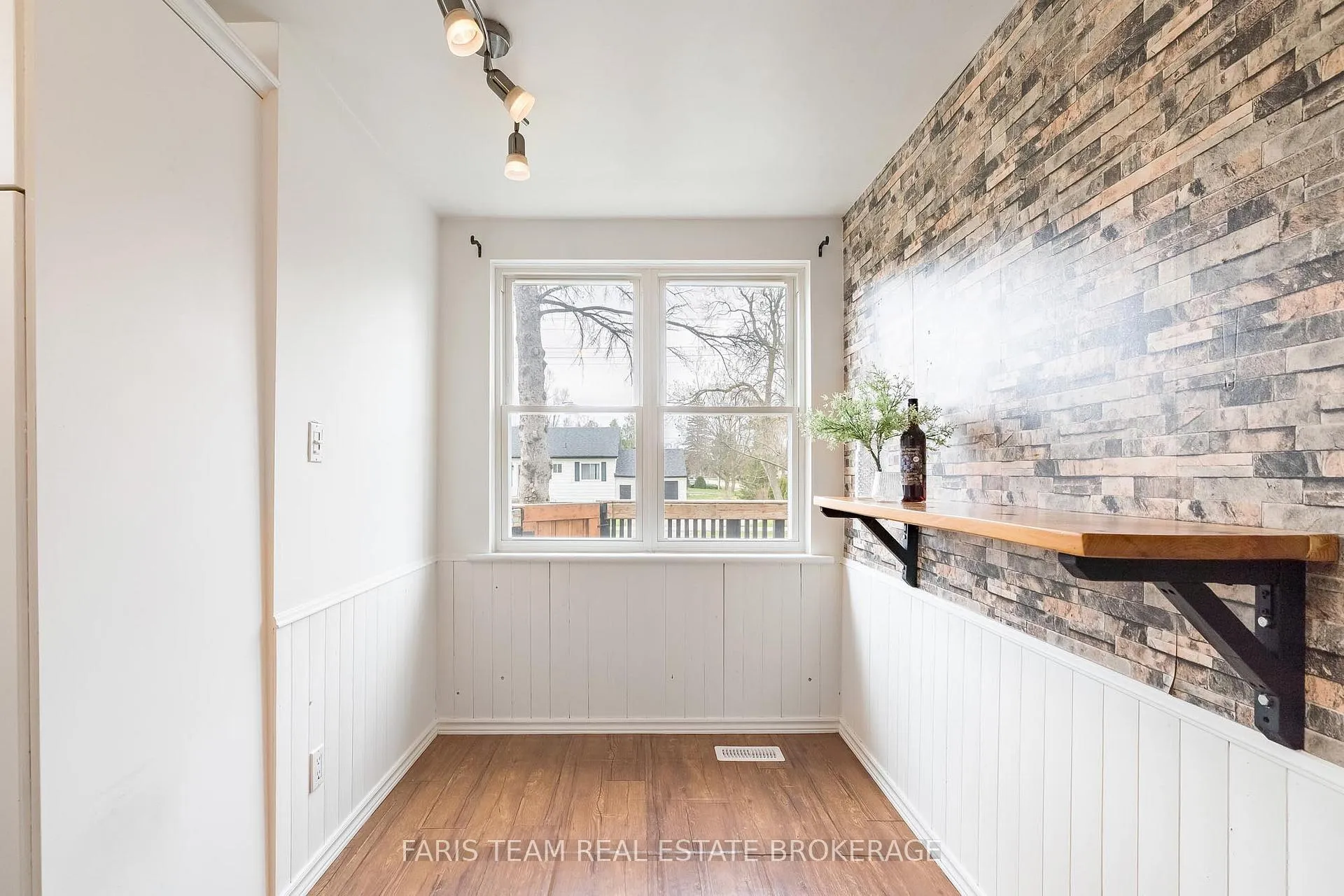 Photo 12 of 222 William Street, Clearview, Stayner — HOMEH