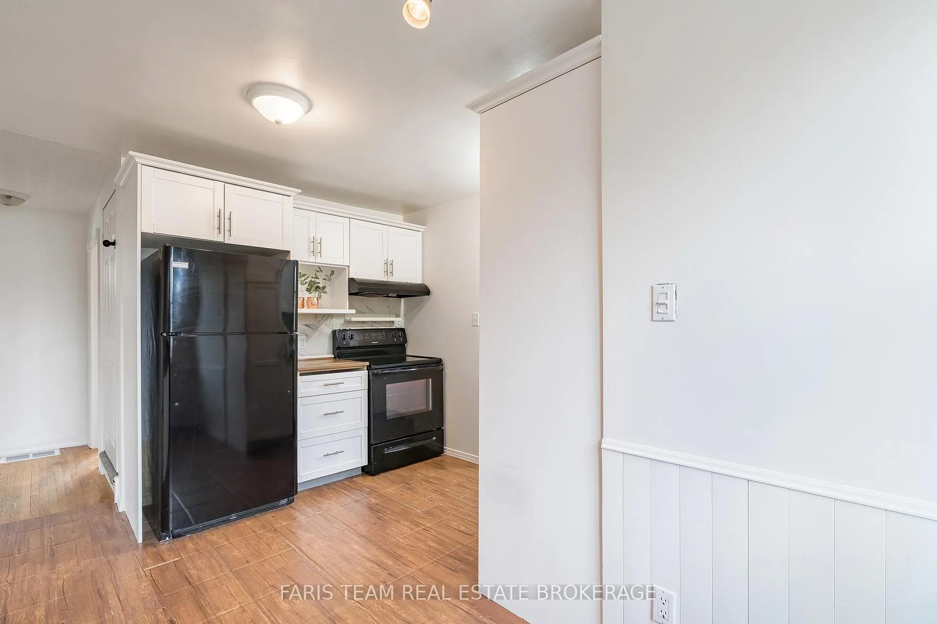 Photo 13 of 222 William Street, Clearview, Stayner — HOMEH