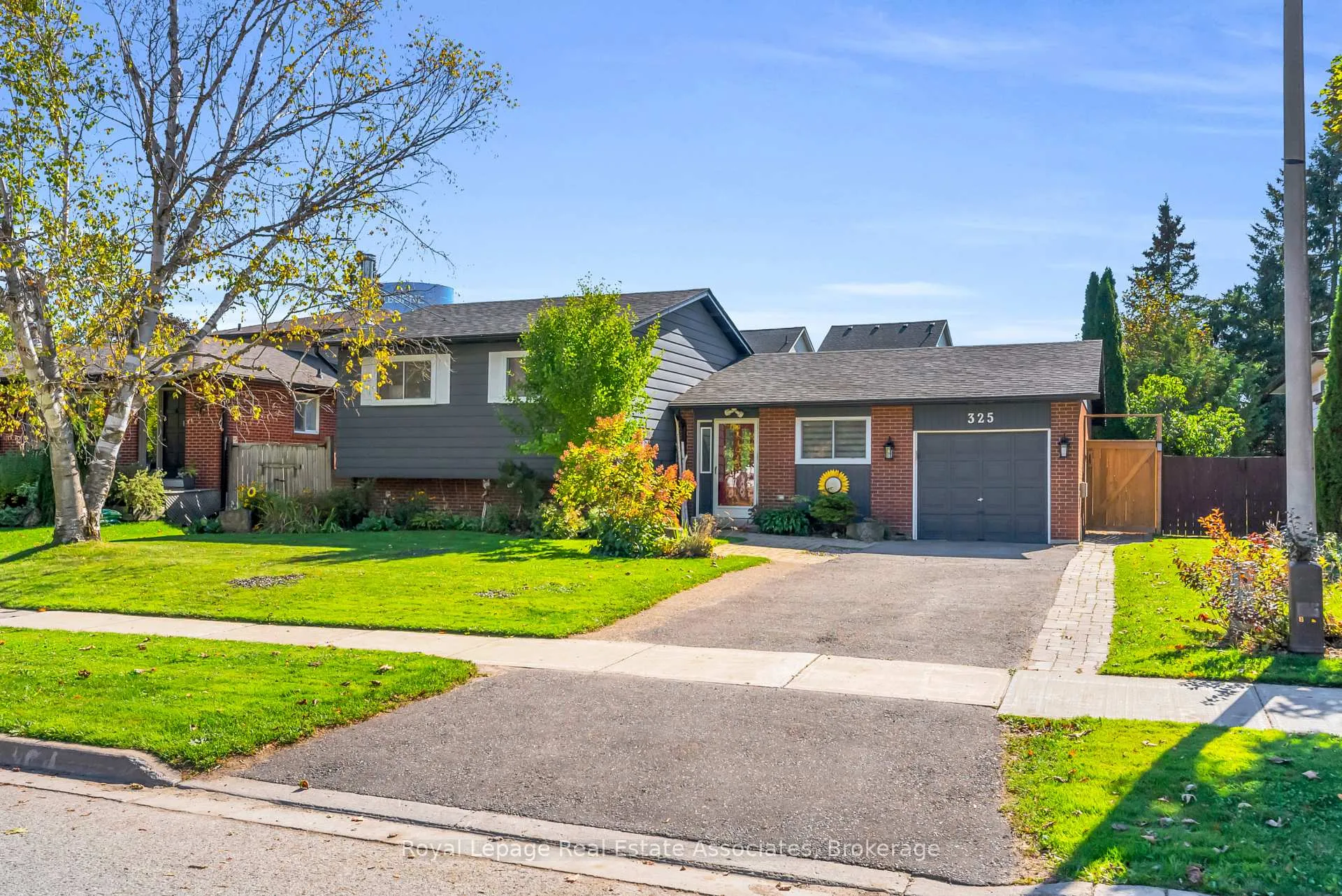 Photo 2 of 325 Simon Street, Shelburne — HOMEH