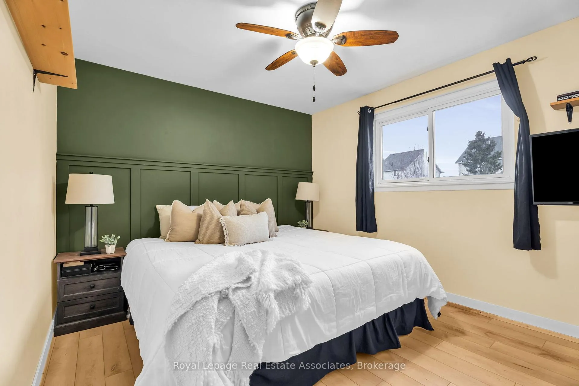 Photo 11 of 325 Simon Street, Shelburne — HOMEH