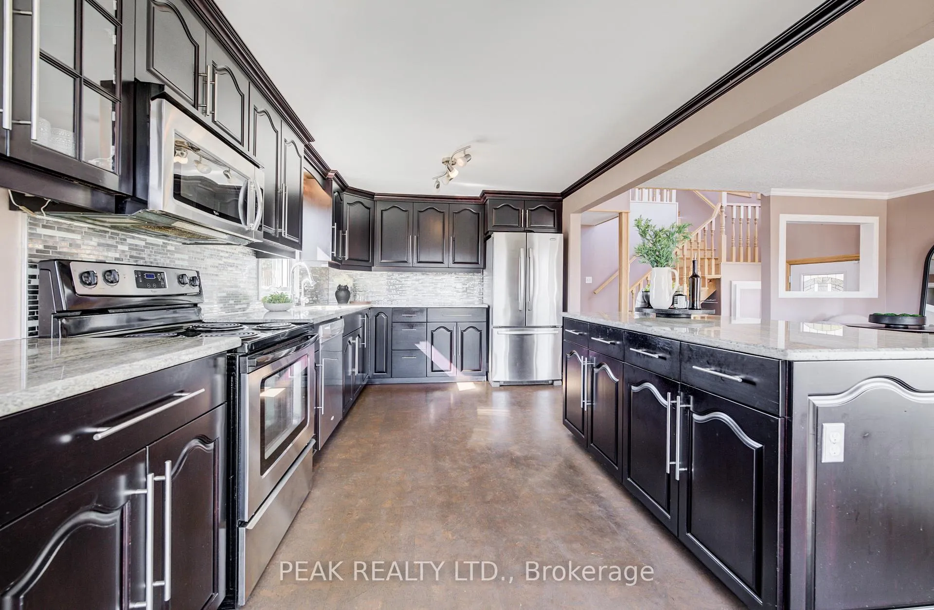 Photo 13 of 24 Farmington Place, Kitchener — HOMEH