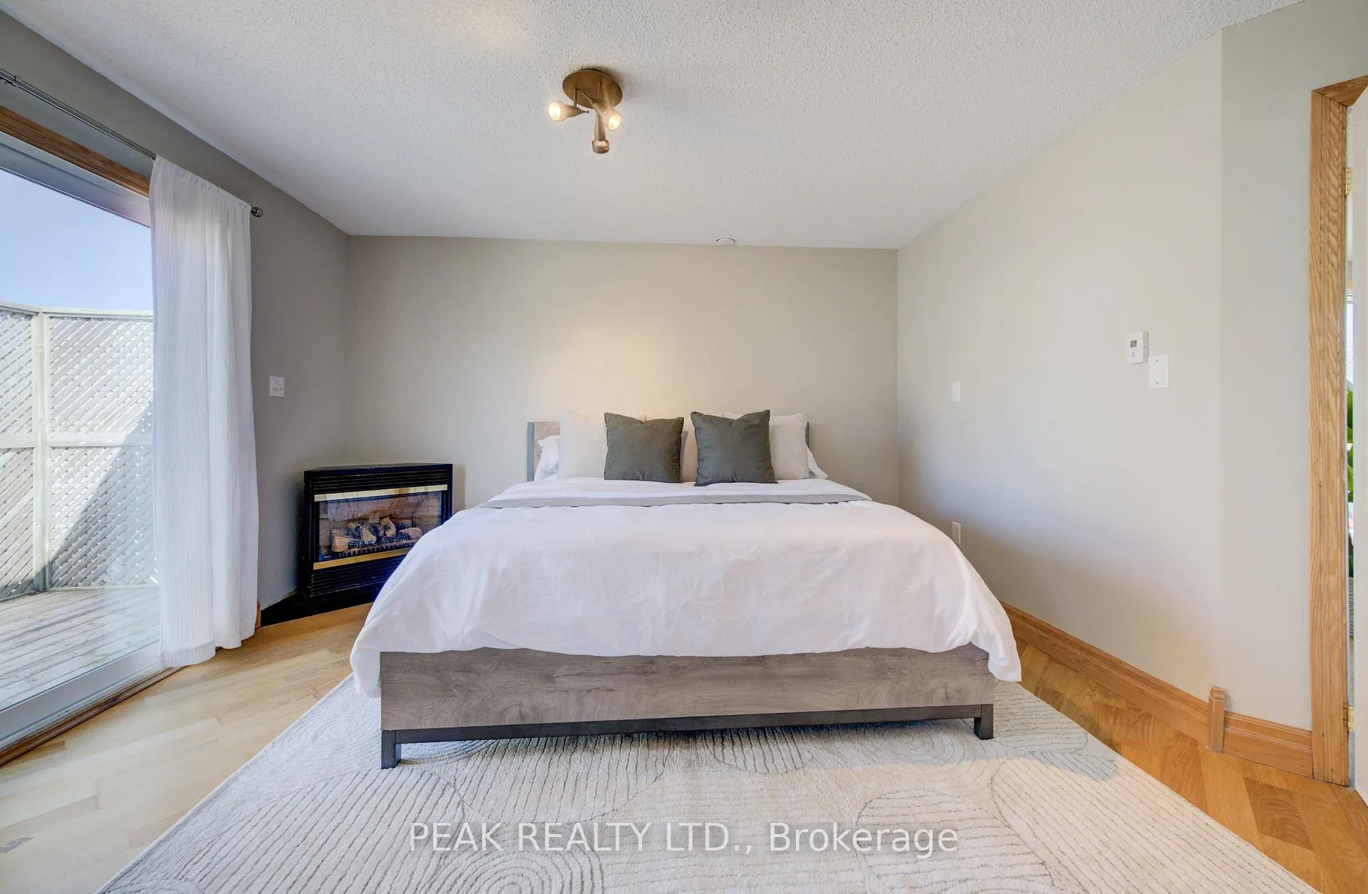 Photo 26 of 24 Farmington Place, Kitchener — HOMEH