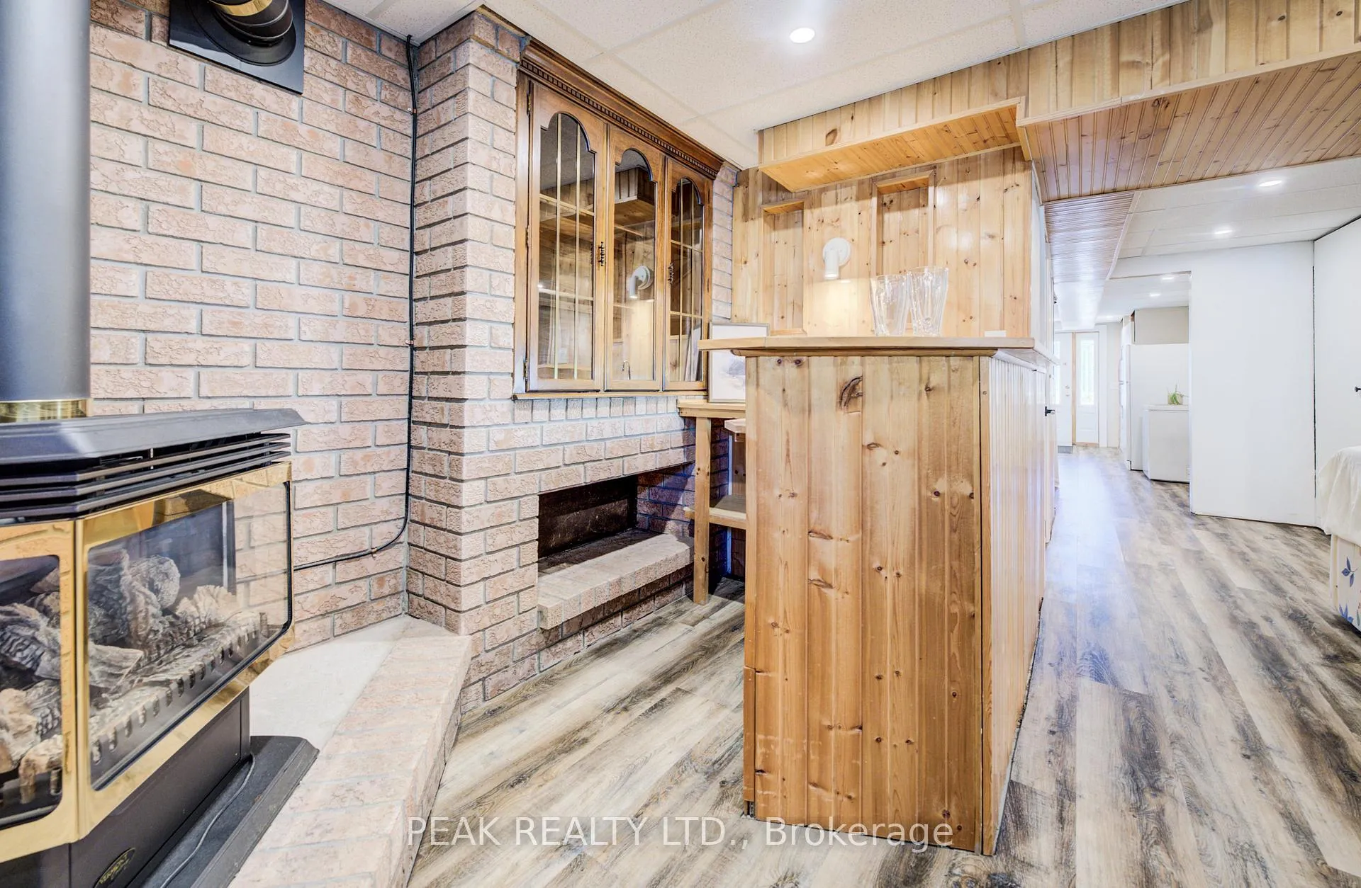 Photo 37 of 24 Farmington Place, Kitchener — HOMEH