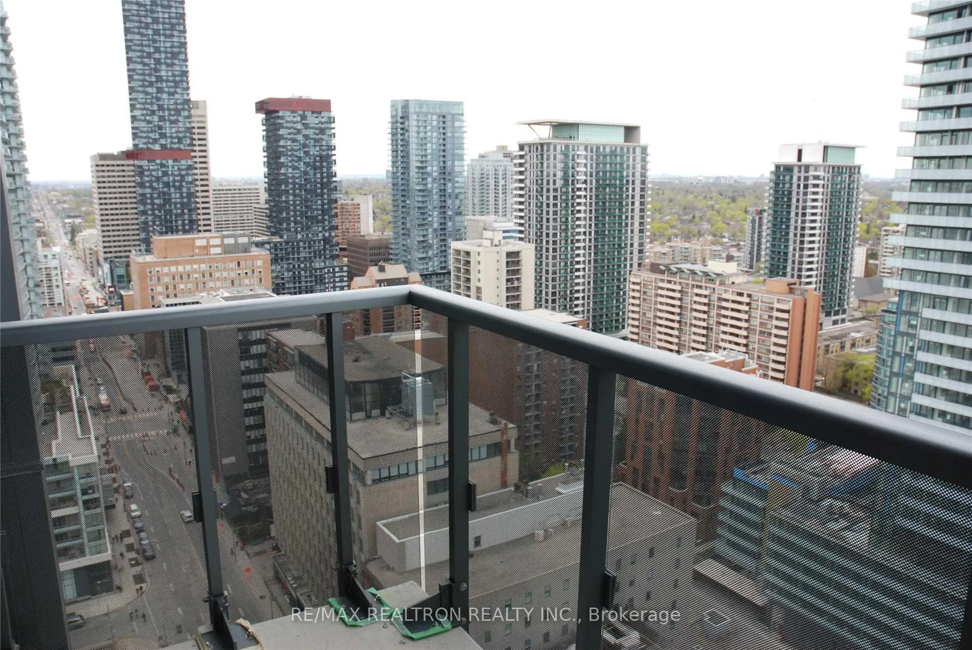 Photo 10 of Unit 2805, 125 Redpath Avenue, Toronto, Mount Pleasant West — HOMEH