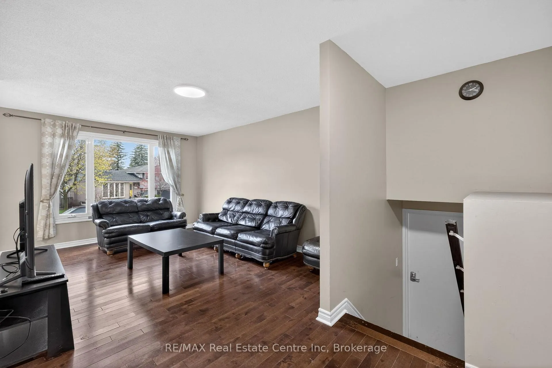 Photo 9 of 9 Sanderson Drive, Guelph, Willow West/Sugarbush/West Acres — HOMEH