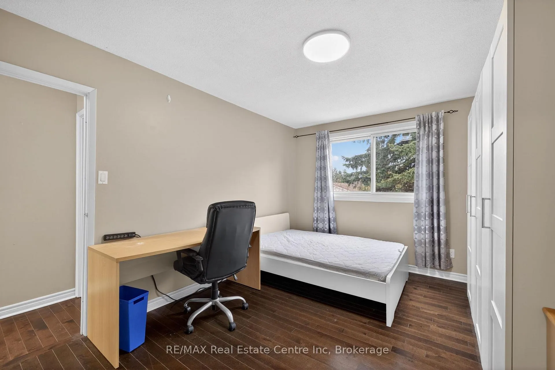 Photo 22 of 9 Sanderson Drive, Guelph, Willow West/Sugarbush/West Acres — HOMEH