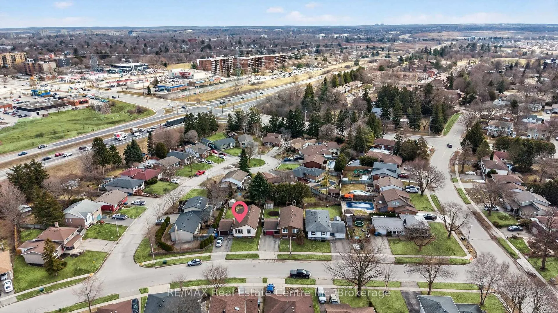 Photo 46 of 9 Sanderson Drive, Guelph, Willow West/Sugarbush/West Acres — HOMEH