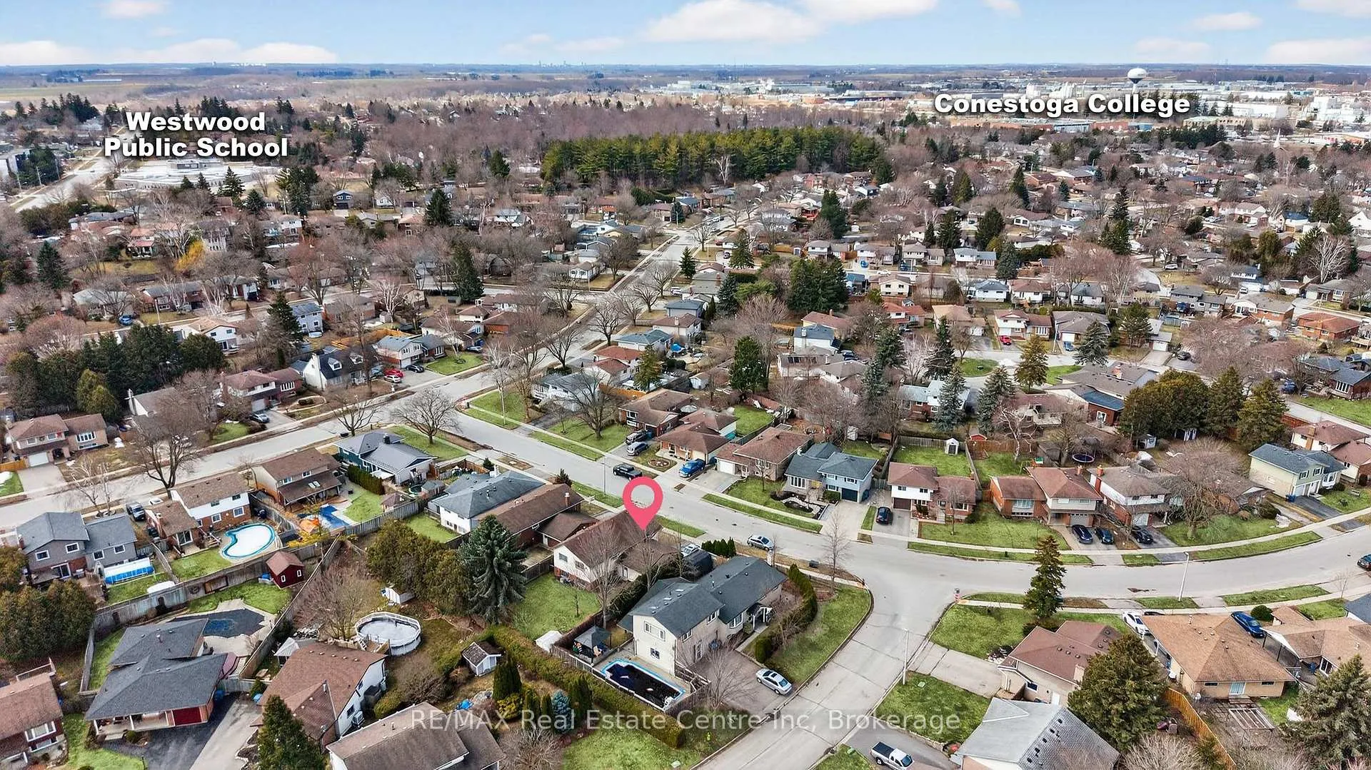 Photo 47 of 9 Sanderson Drive, Guelph, Willow West/Sugarbush/West Acres — HOMEH