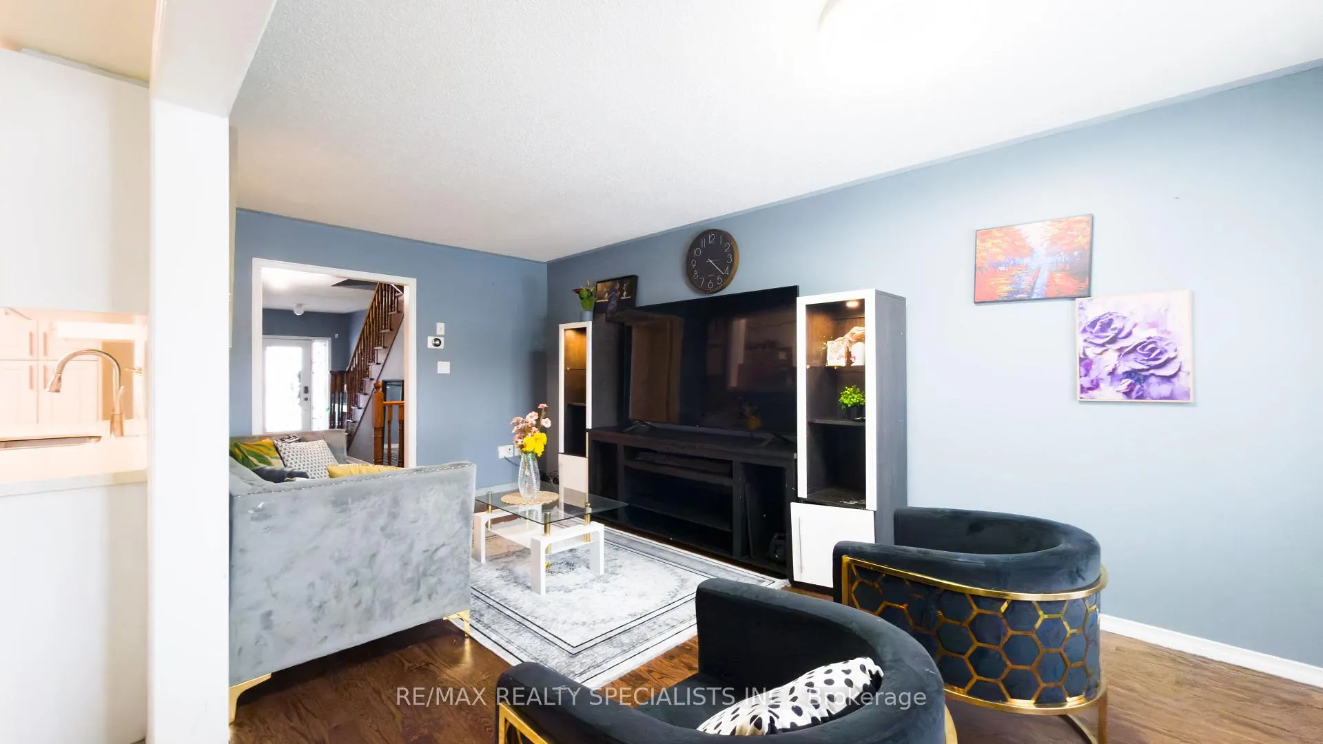 Photo 5 of 13 Burnstown Circle, Brampton, Bram East — HOMEH