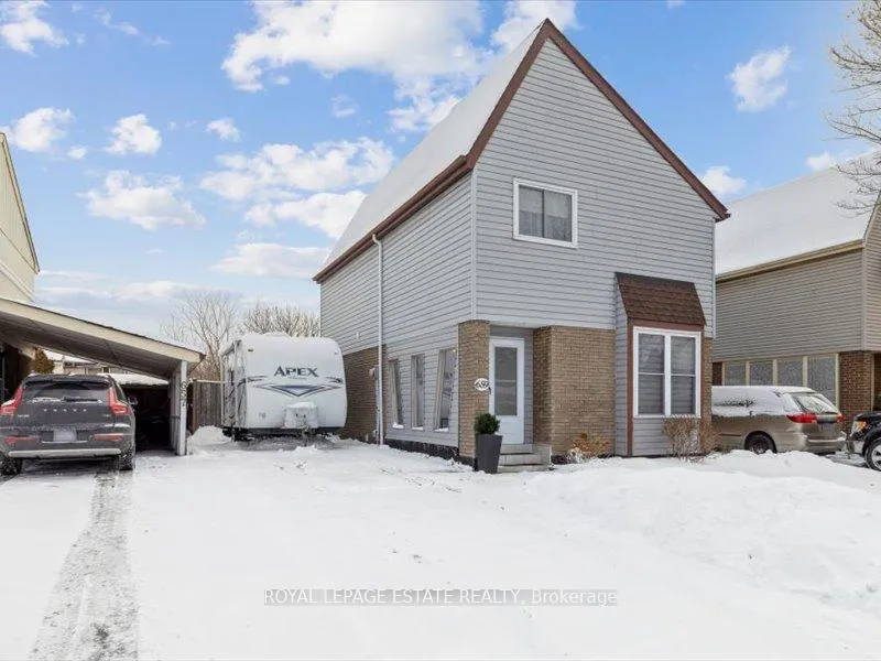 Photo 3 of 659 Upper Wentworth Street, Hamilton, Burkholme — HOMEH