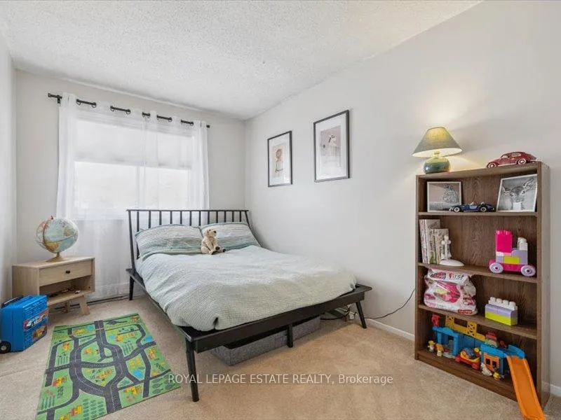 Photo 28 of 659 Upper Wentworth Street, Hamilton, Burkholme — HOMEH
